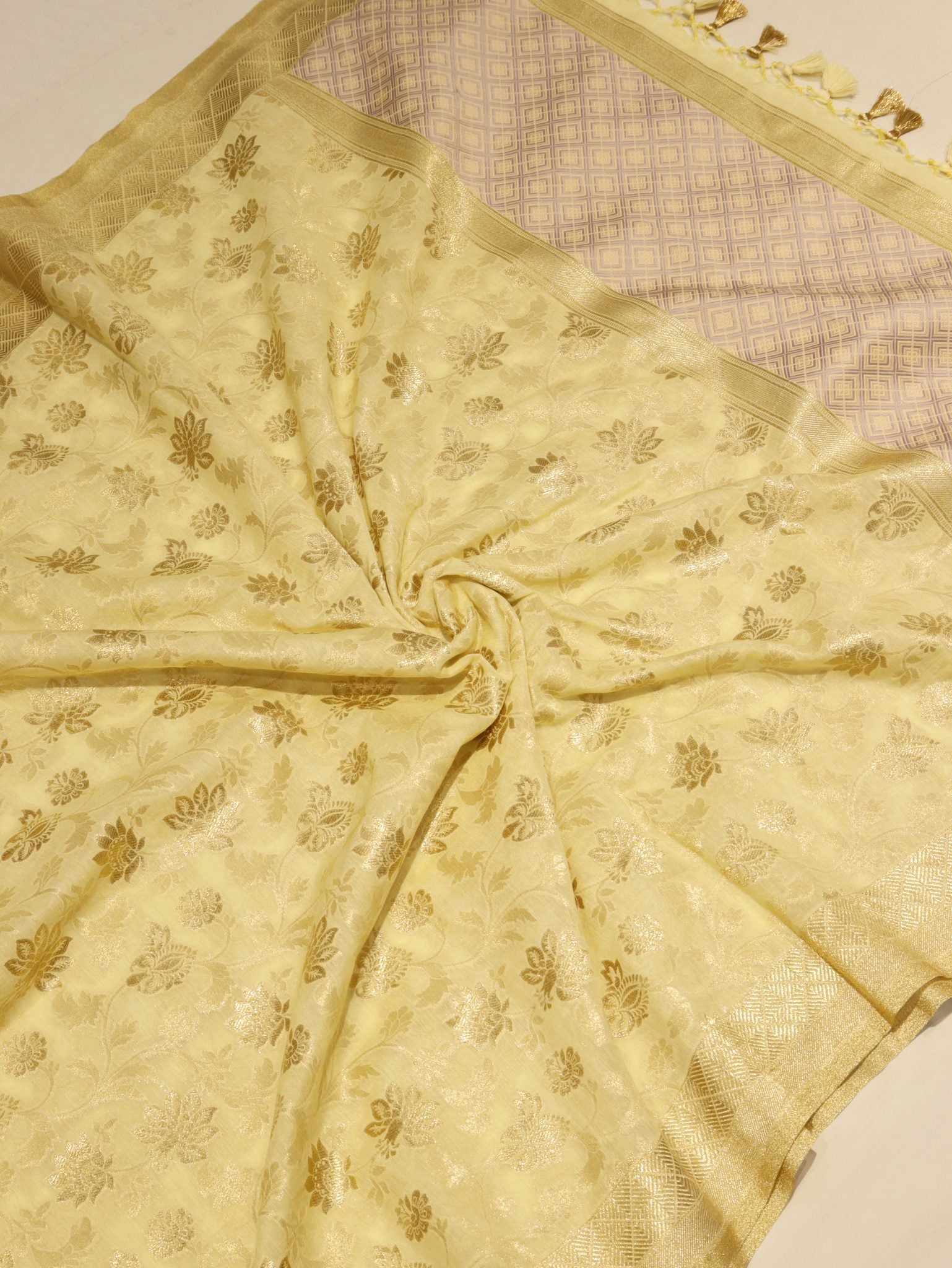 Yellow Cotton Banarasi suit neckline detail