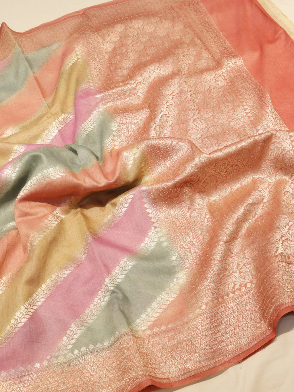 Peach Moonga Silk Banarasi saree pallu detail