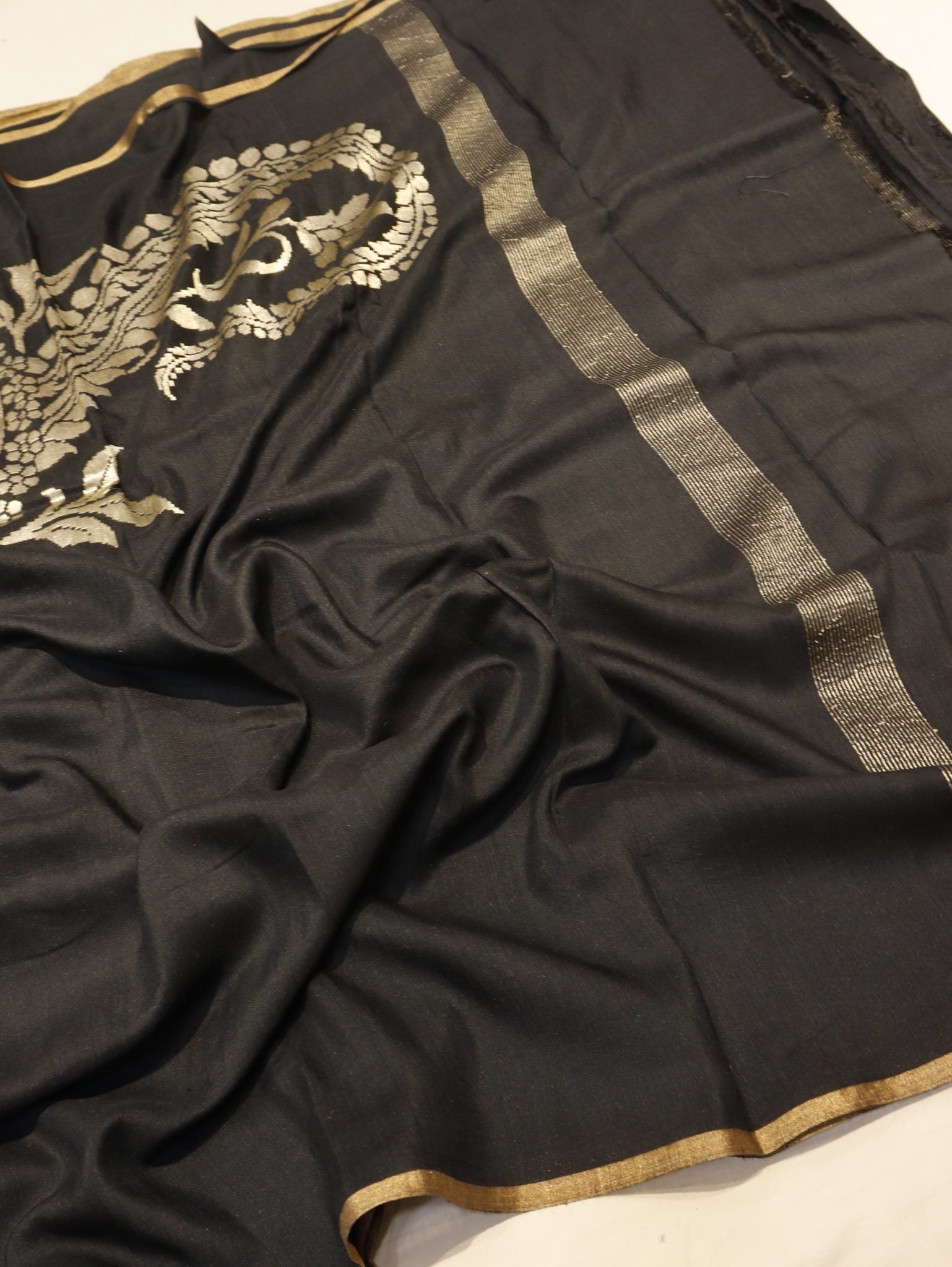 Black Moonga Silk Banarasi saree pallu detail
