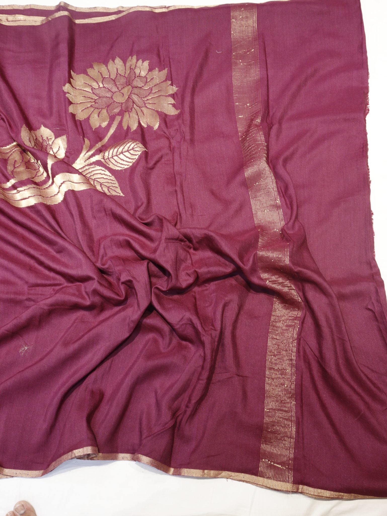 Plum Moonga Silk Banarasi saree border closeup