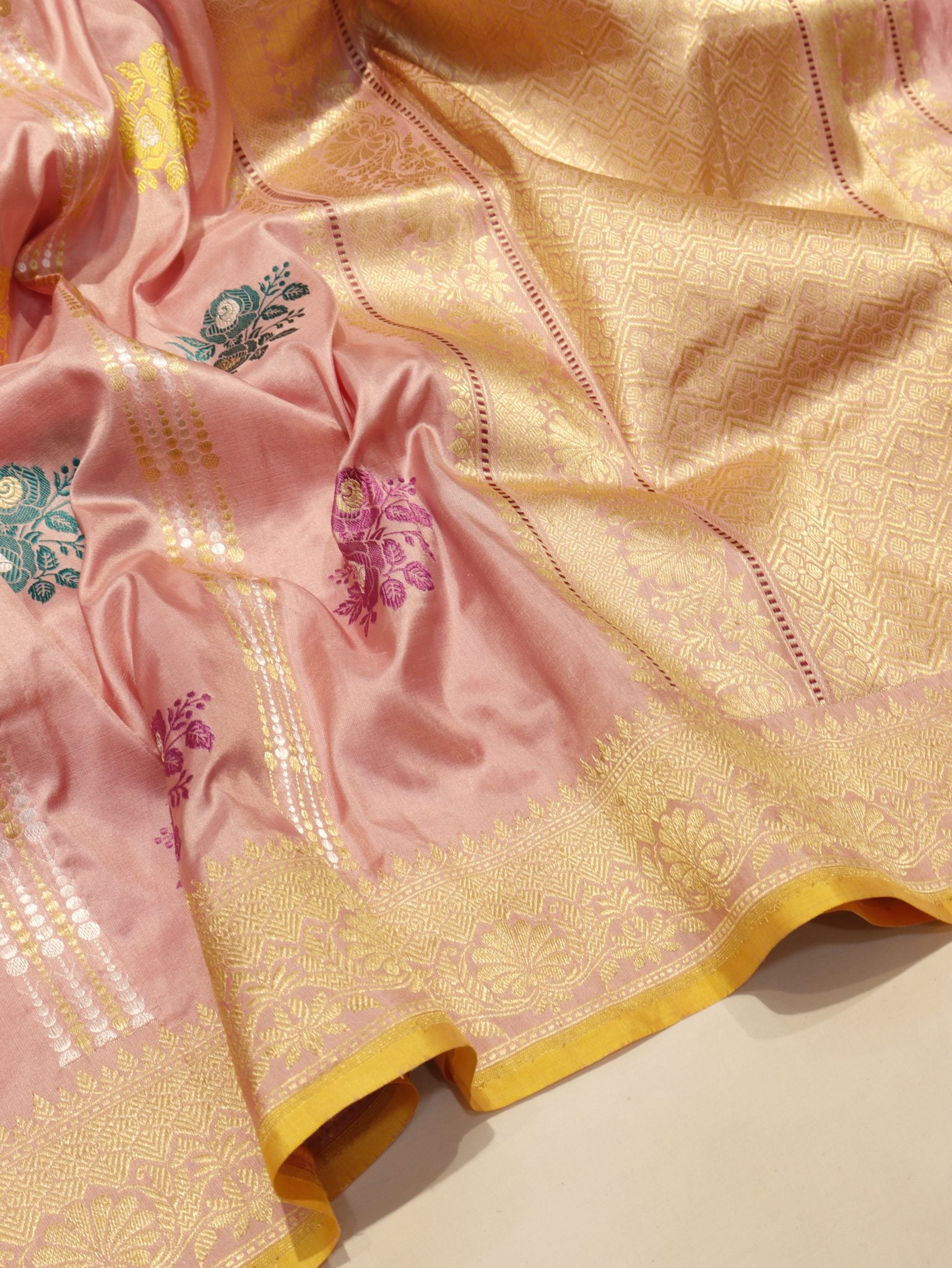 Soft Pink Katan Silk Banarasi saree pallu detail