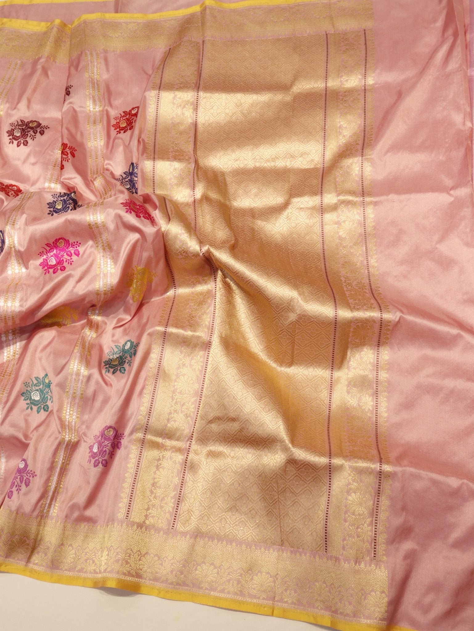 Soft Pink Katan Silk Banarasi saree zari work detail