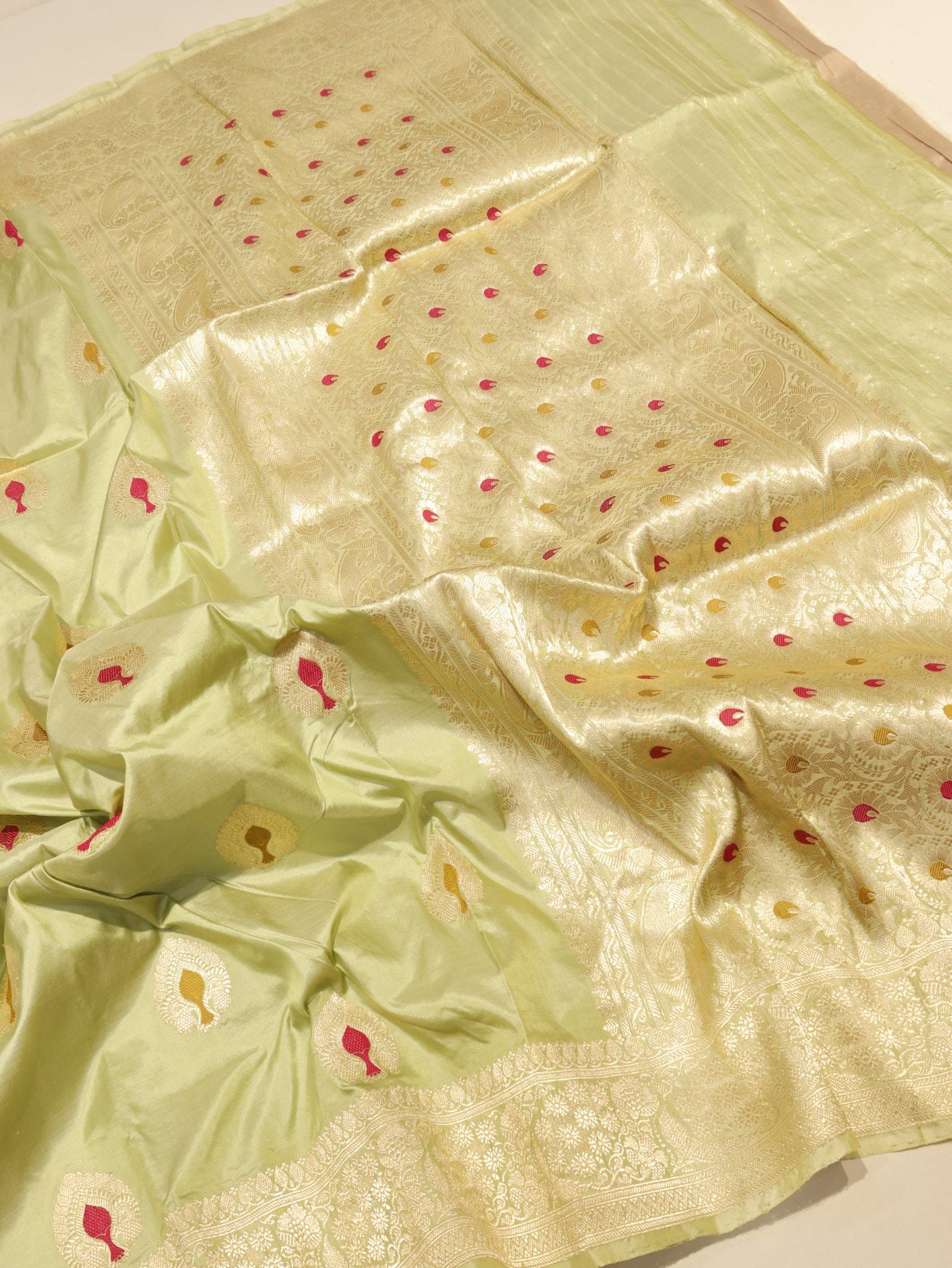 Pistachio Katan Silk Banarasi saree border closeup