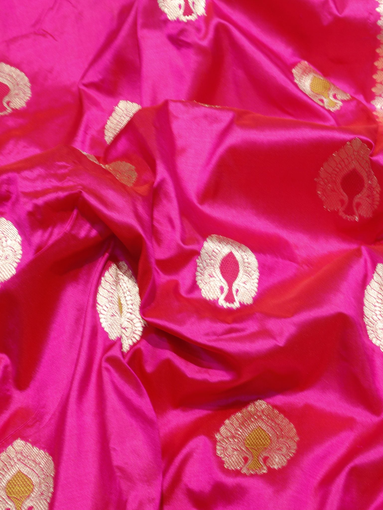 Rani Pink Katan Silk Banarasi saree full spread