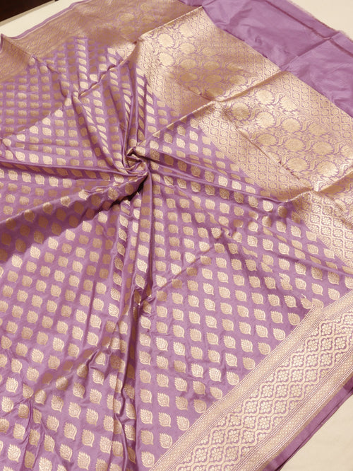 Lilac Katan Silk Banarasi dupatta full spread