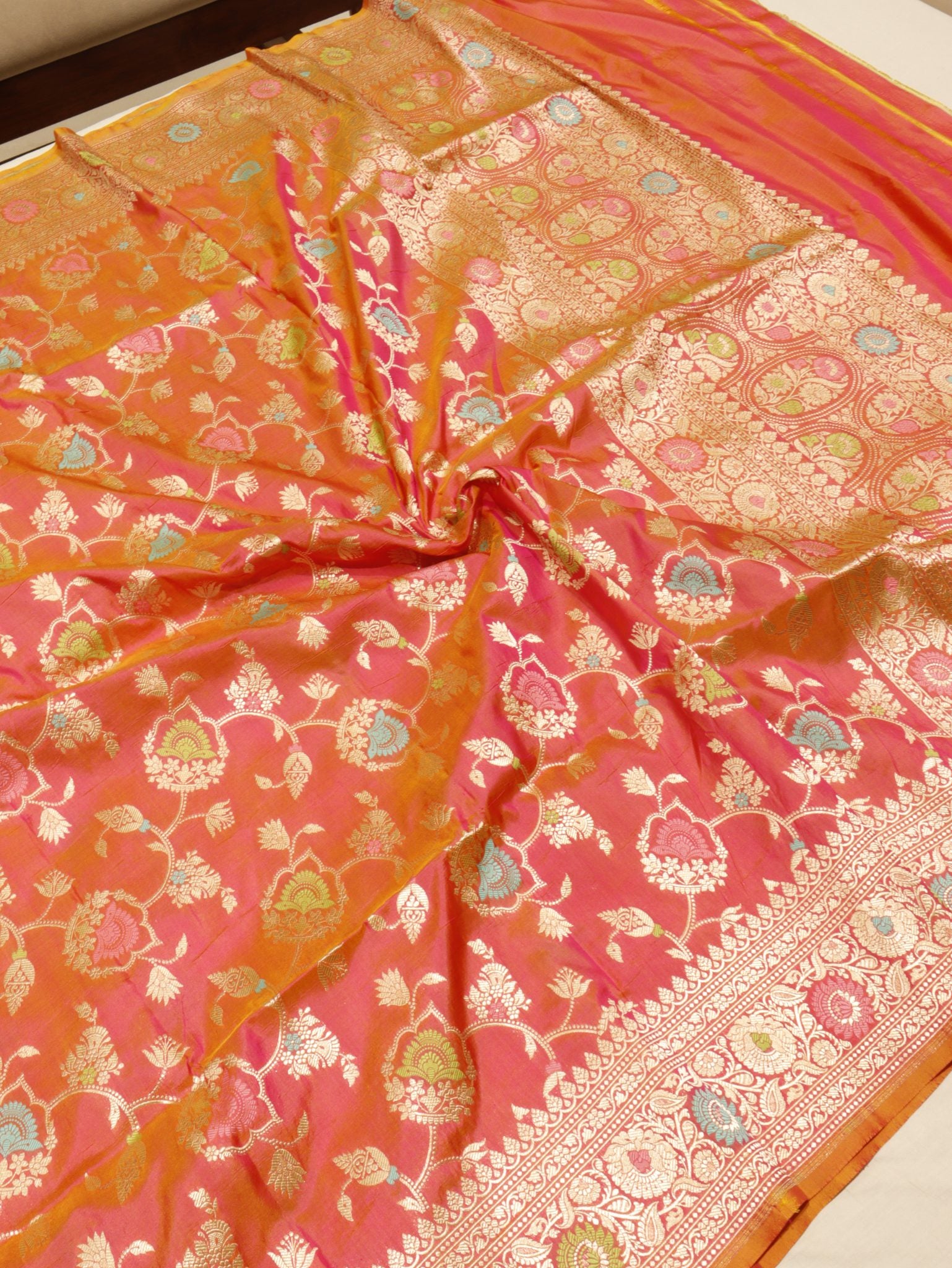 Peach dual Shade Katan Silk Banarasi dupatta full spread