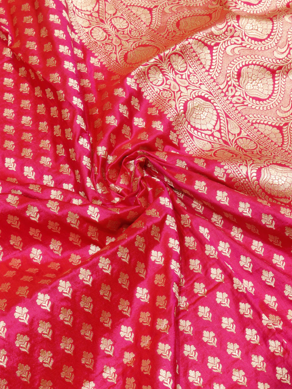 Pink Katan Silk Banarasi dupatta border closeup
