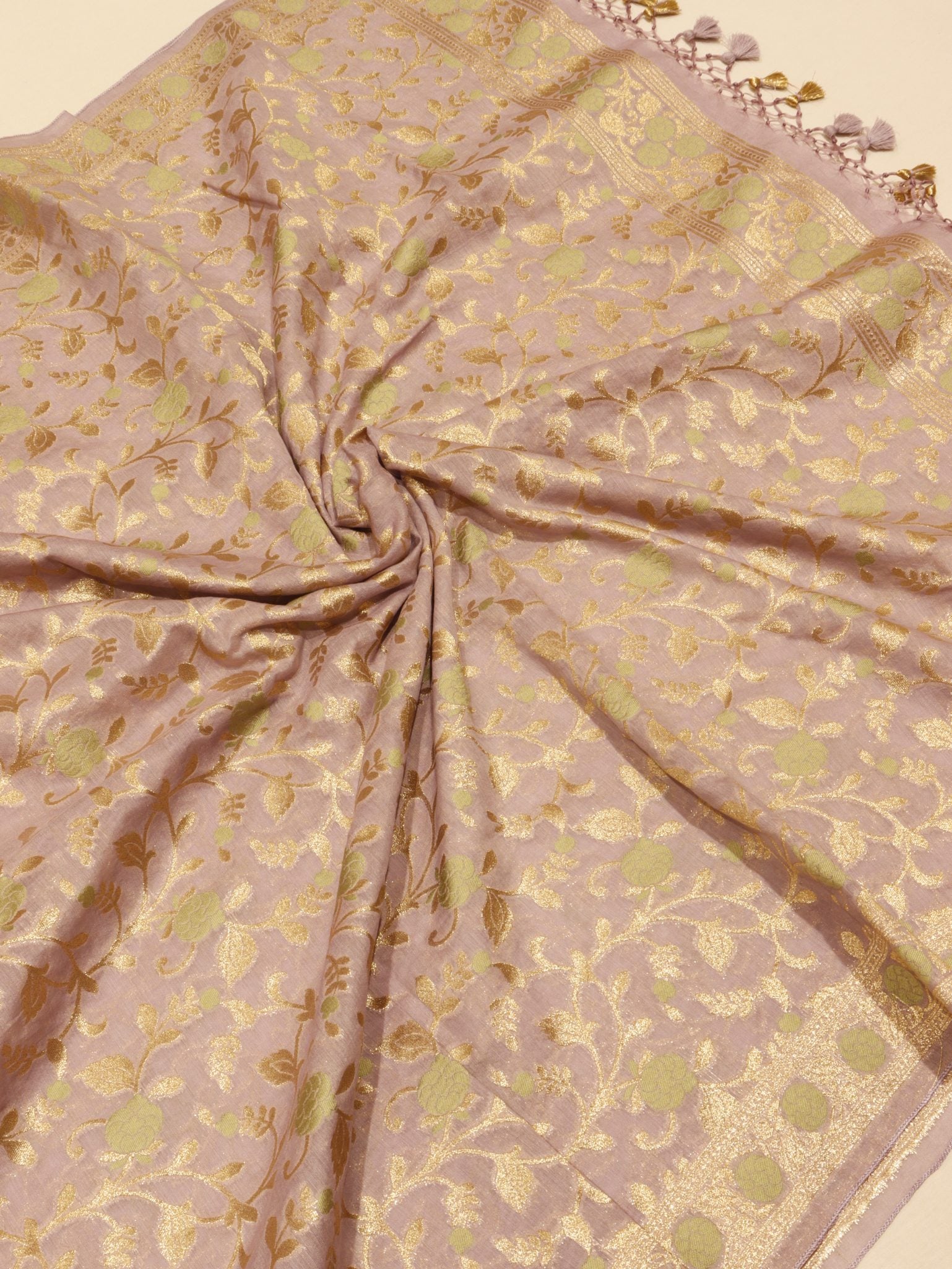 Lilac Cotton Banarasi suit sleeve detail