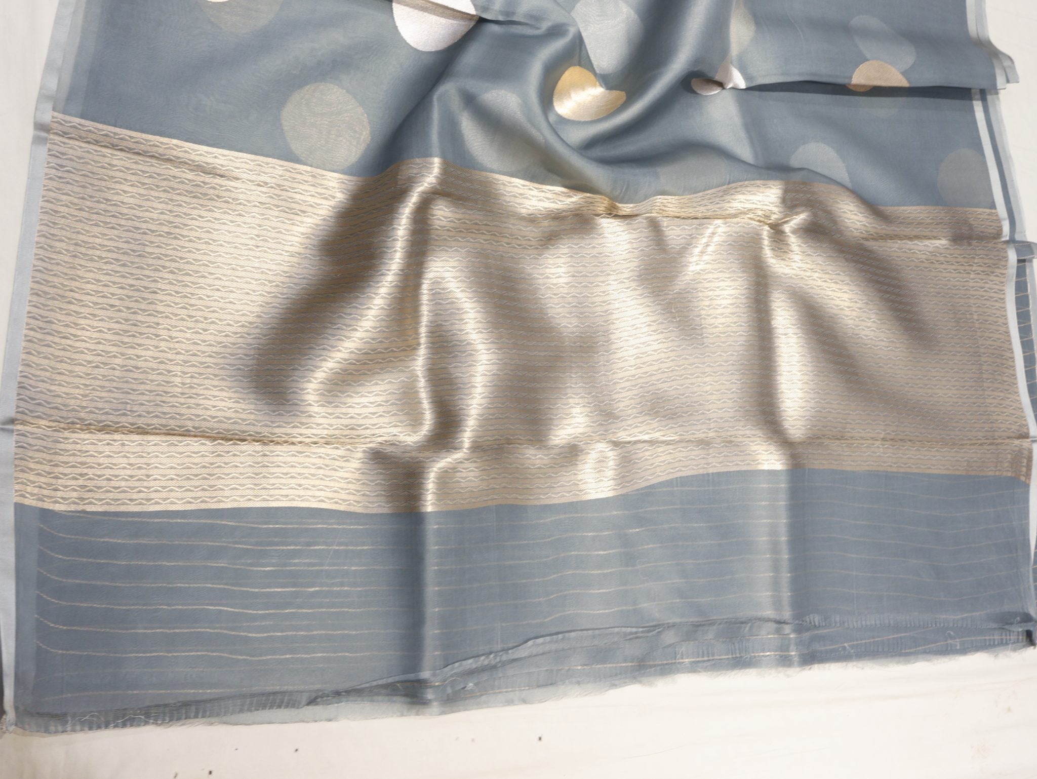 Greyish Silver Kora Silk Banarasi saree texture detail