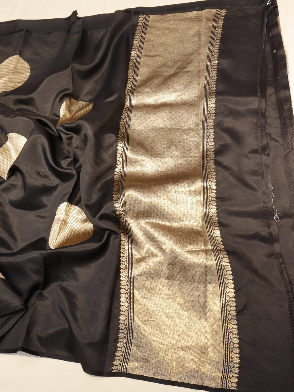 Black Soft Katan Banarasi saree texture detail