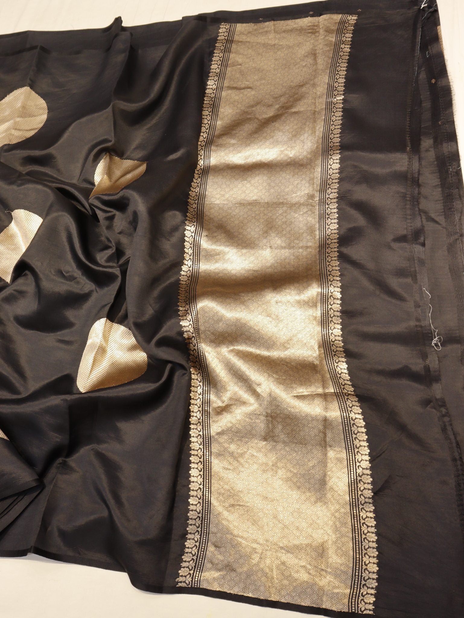 Black Soft Katan Banarasi saree texture detail