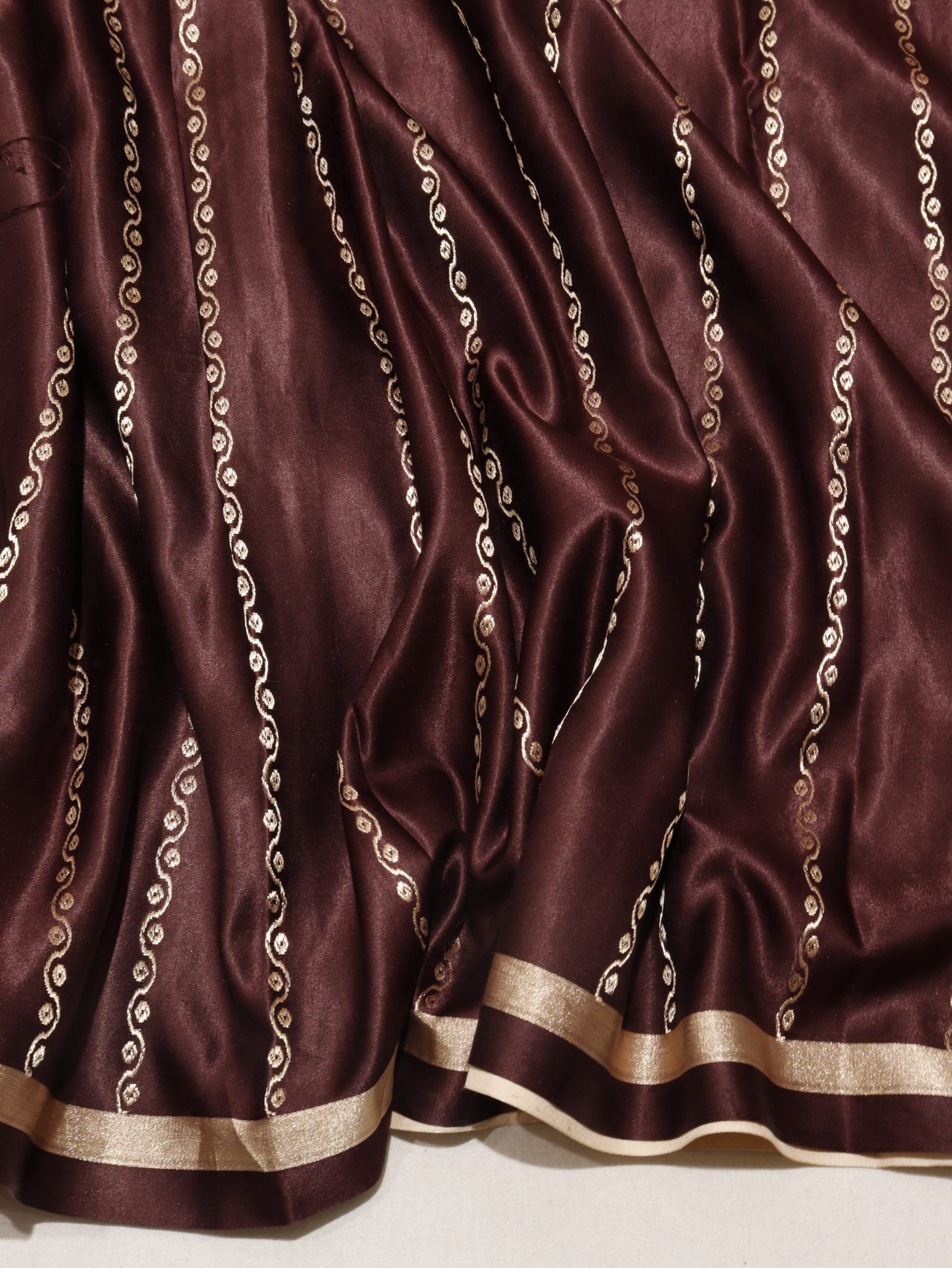 Champagne Gold Mashru Banarasi saree texture detail