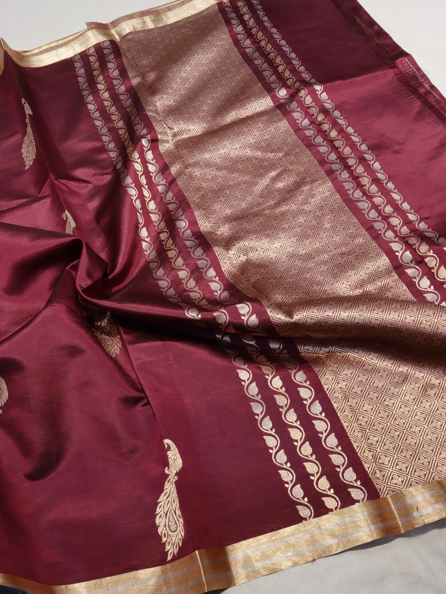 Wine Maroon Soft Katan Banarasi saree border closeup