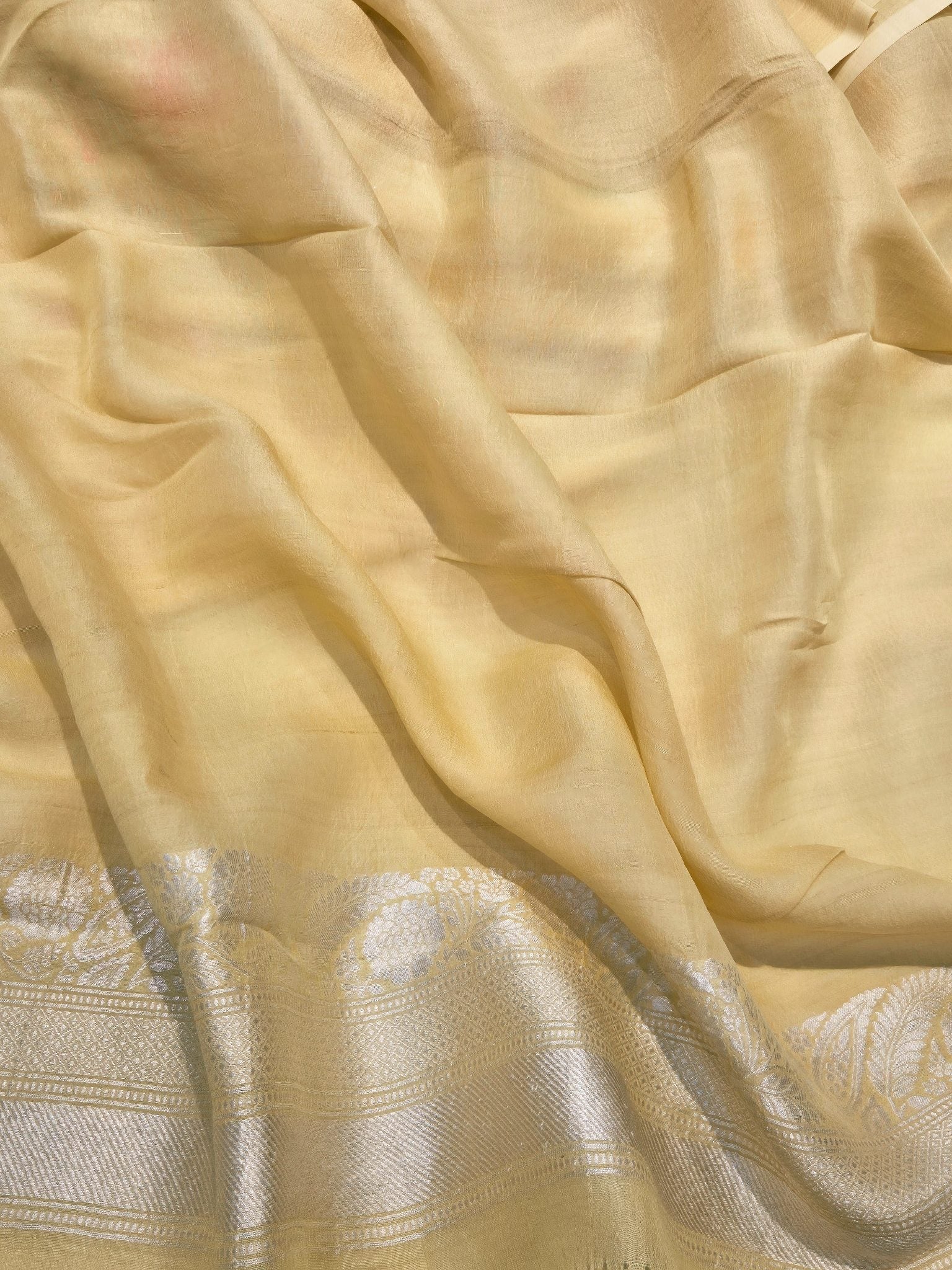 Butter Yellow (Mannan-2M) Tussar Silk Banarasi saree folded view