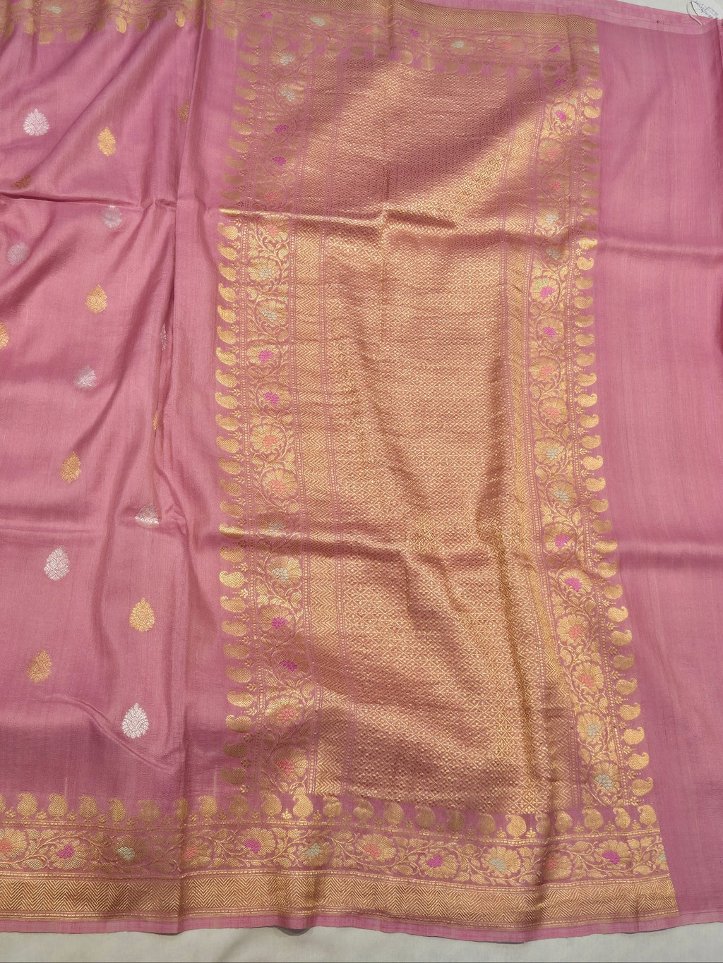 Onion Pink (Mannan-1082M) Tussar Silk Banarasi saree full spread