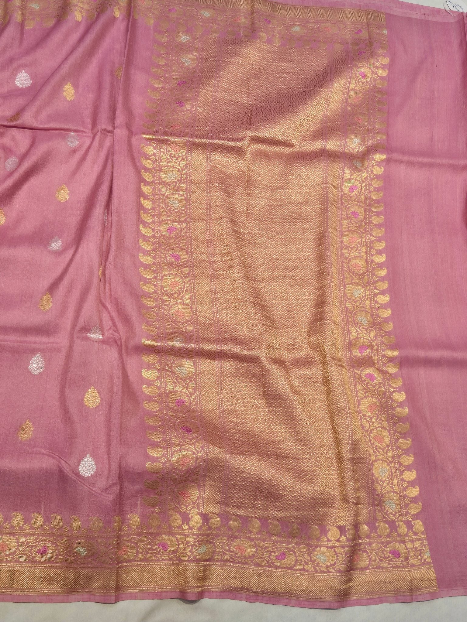 Onion Pink (Mannan-1082M) Tussar Silk Banarasi saree full spread