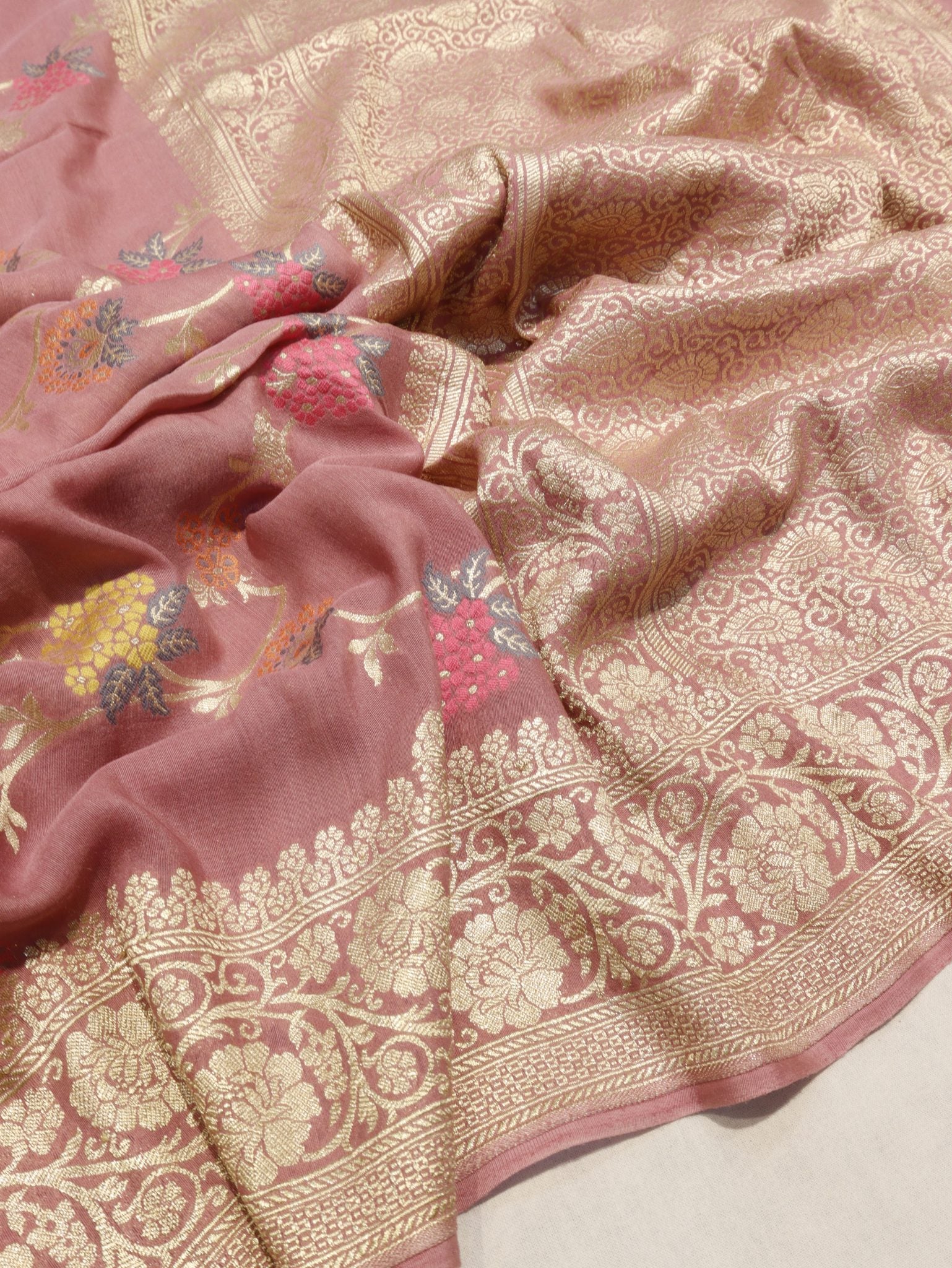 Soft Muted Pink (Mannan-774M) Moonga Silk Banarasi saree pallu detail