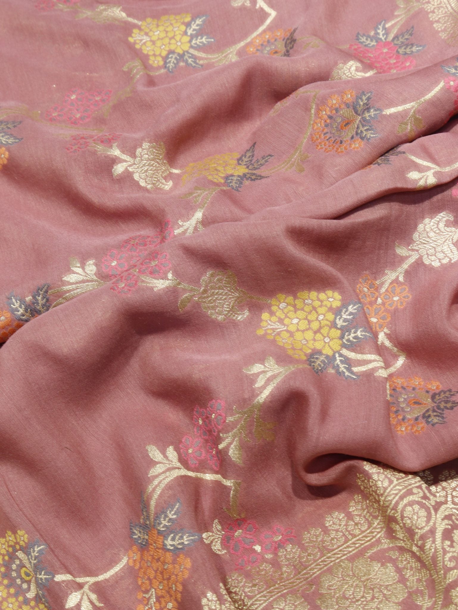 Soft Muted Pink (Mannan-774M) Moonga Silk Banarasi saree border closeup