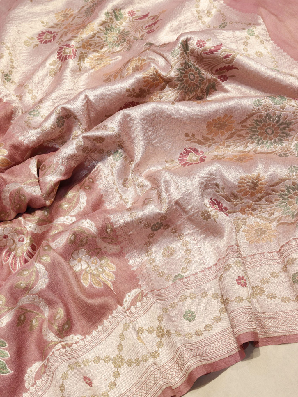 Muted Rose Pink (Mannan-779M) Tussar Silk Banarasi saree border closeup