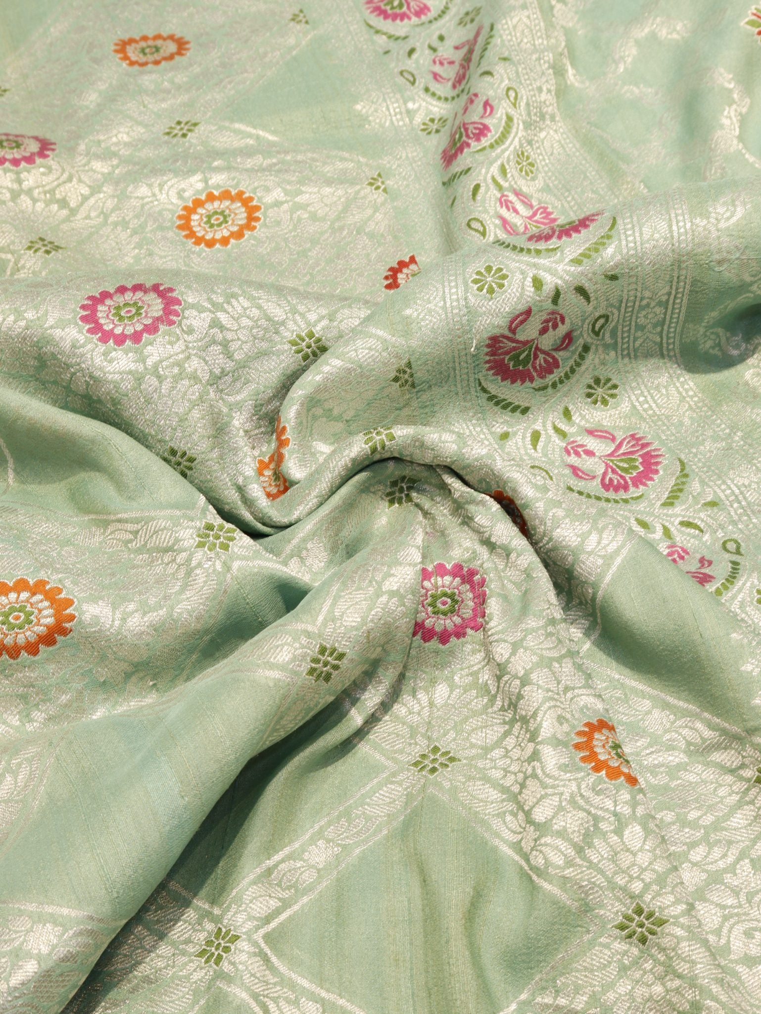 Mint (Mannan-1168M) Tussar Silk Banarasi saree border closeup