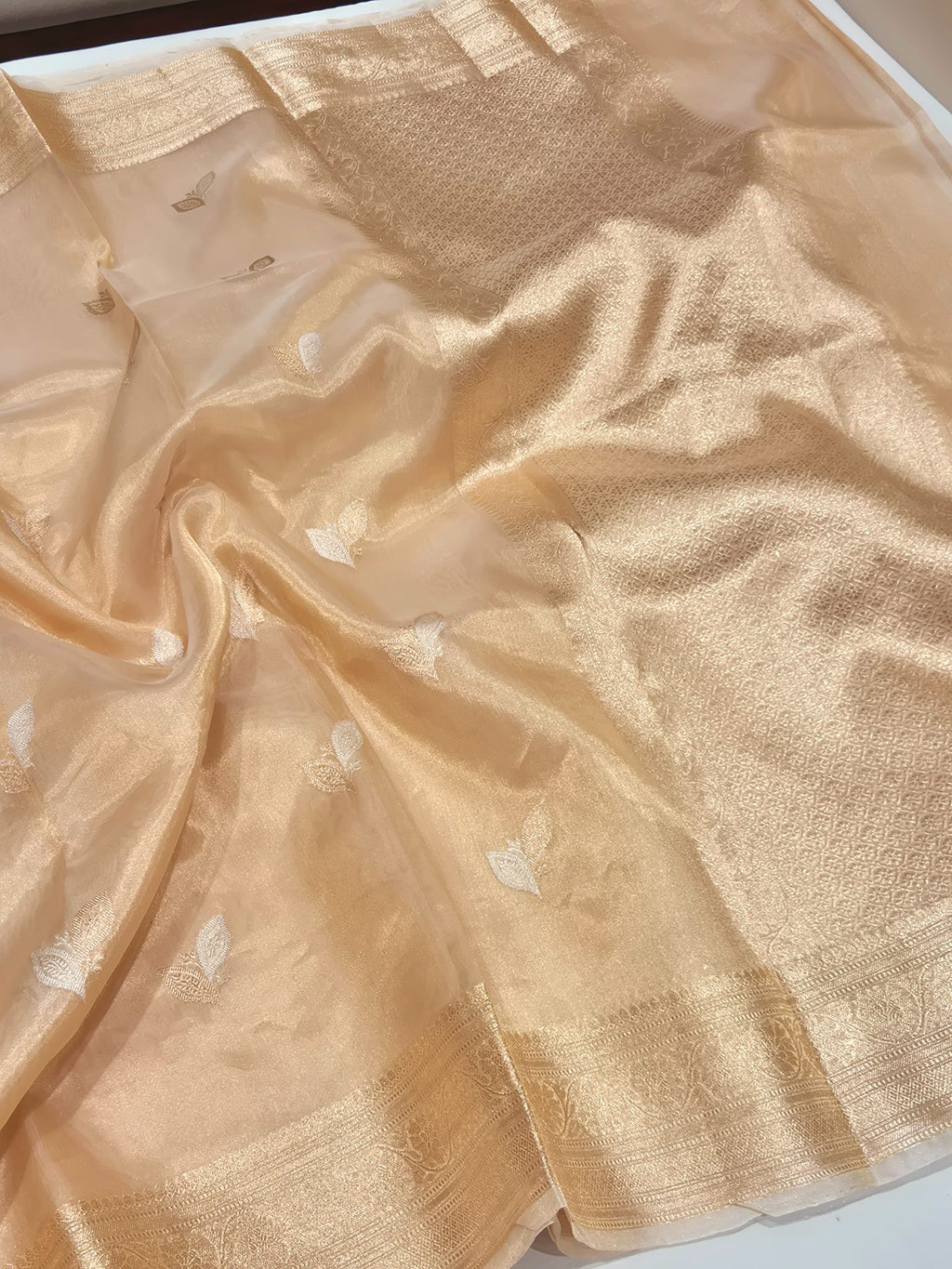Gold Tissue Silk Banarasi saree pallu detail