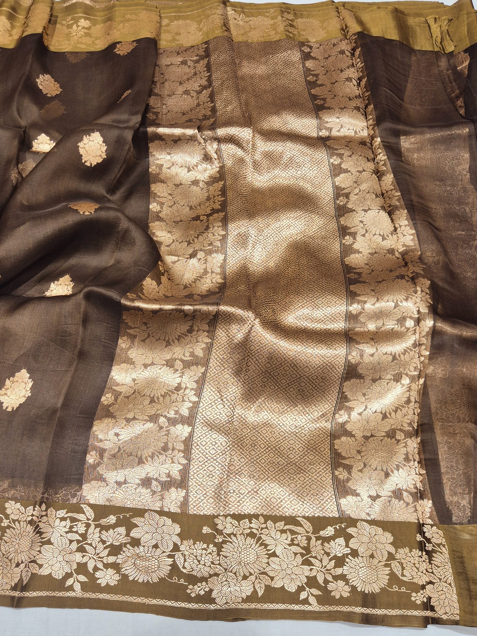Olive Brown (Mannan-550M) Kora Silk Banarasi saree zari work detail