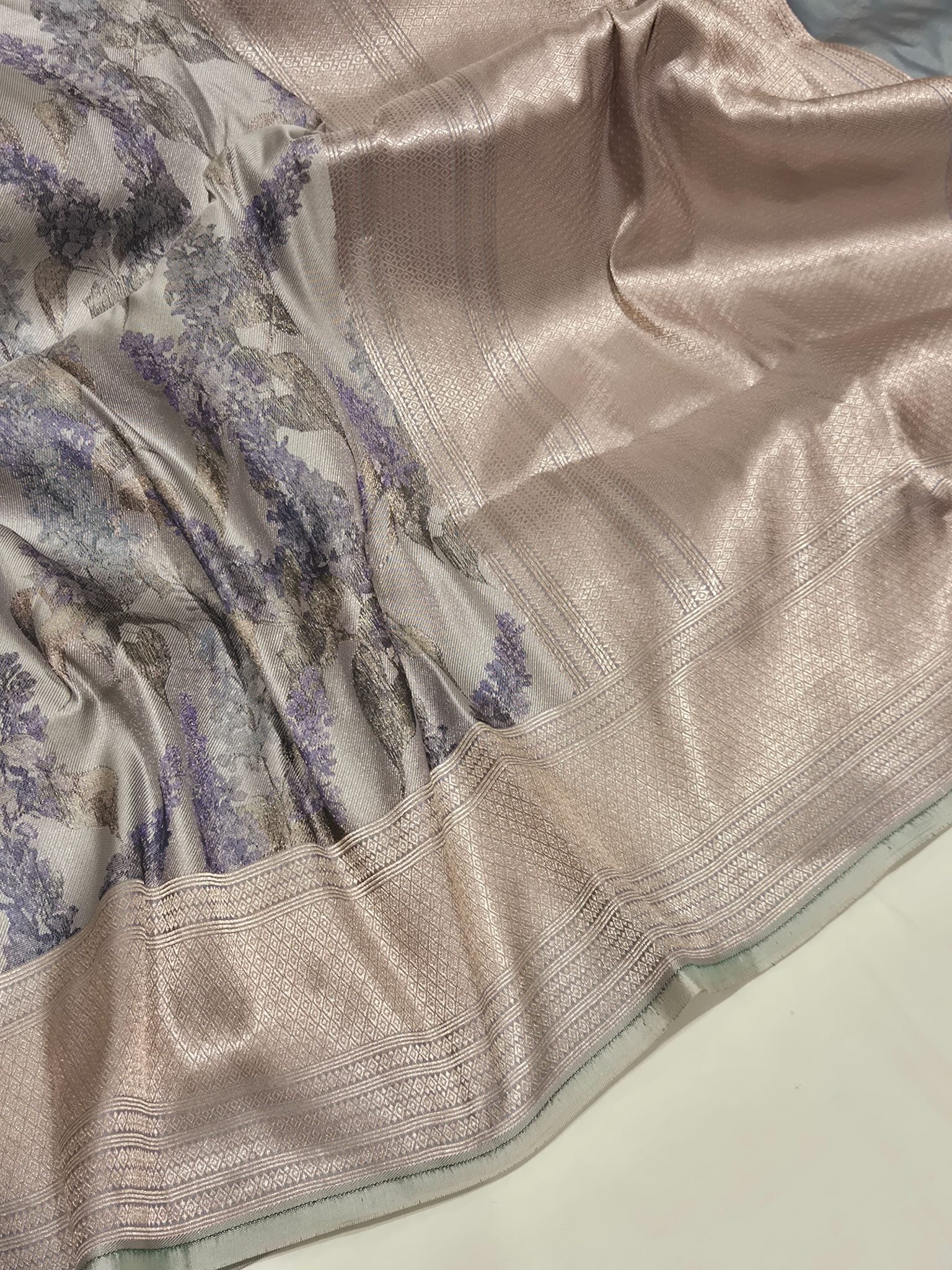 Bluish Grey Mulberry Silk Banarasi saree pallu detail