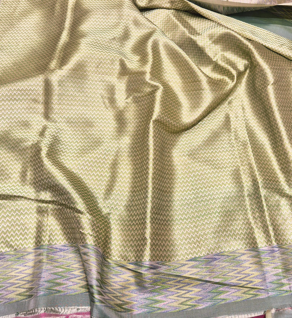 Sea Foam Mulberry Silk Banarasi saree texture detail