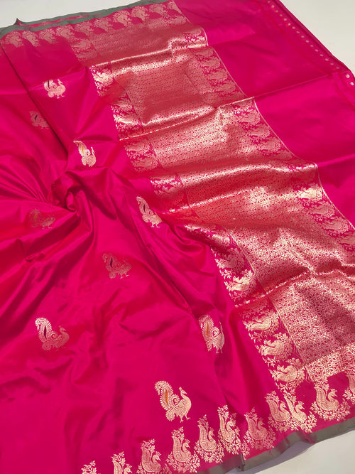 Rani Pink Katan Silk Banarasi saree pallu detail