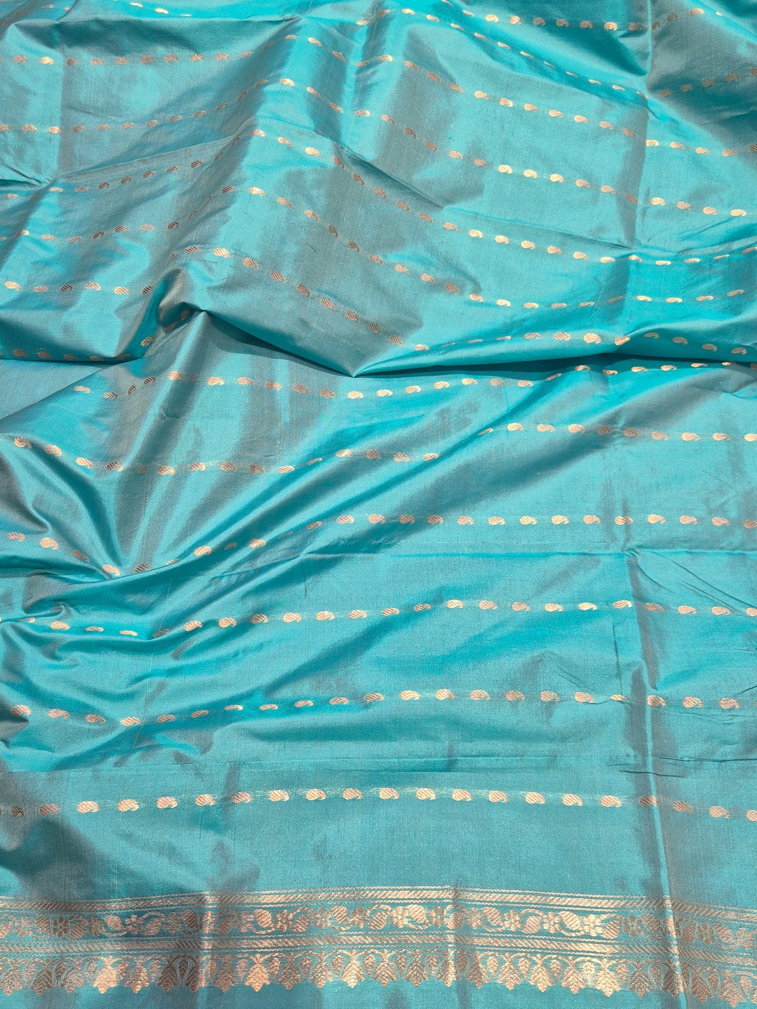 Onion Pink Katan Silk Banarasi saree zari work detail