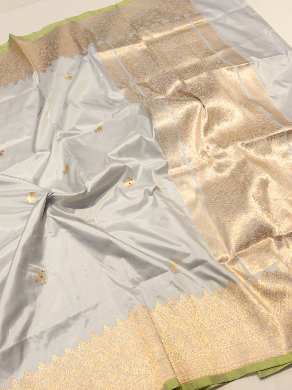 Ocean Mist Katan Silk Banarasi saree pallu detail
