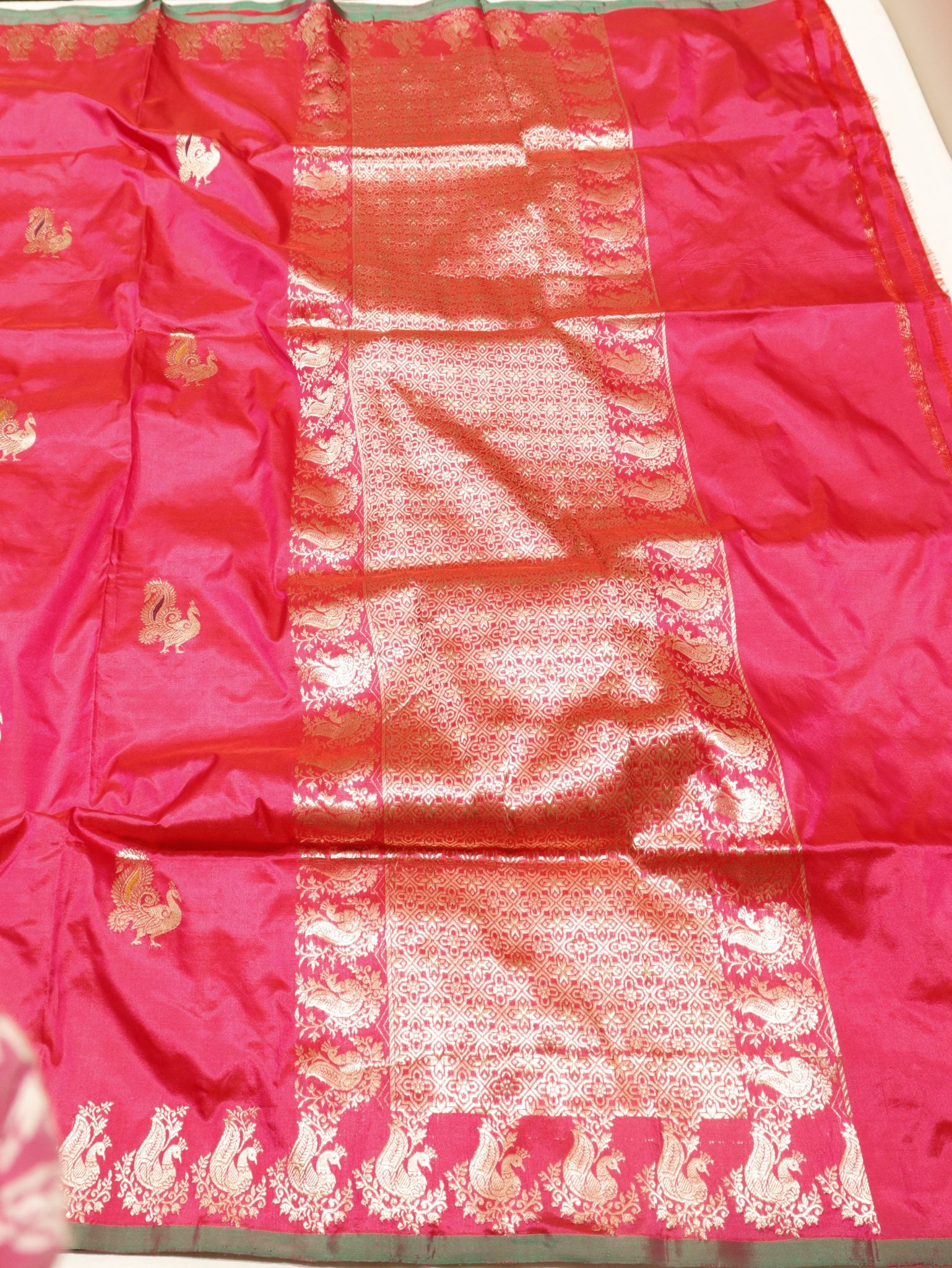 Dark Pink Katan Silk Banarasi saree full spread