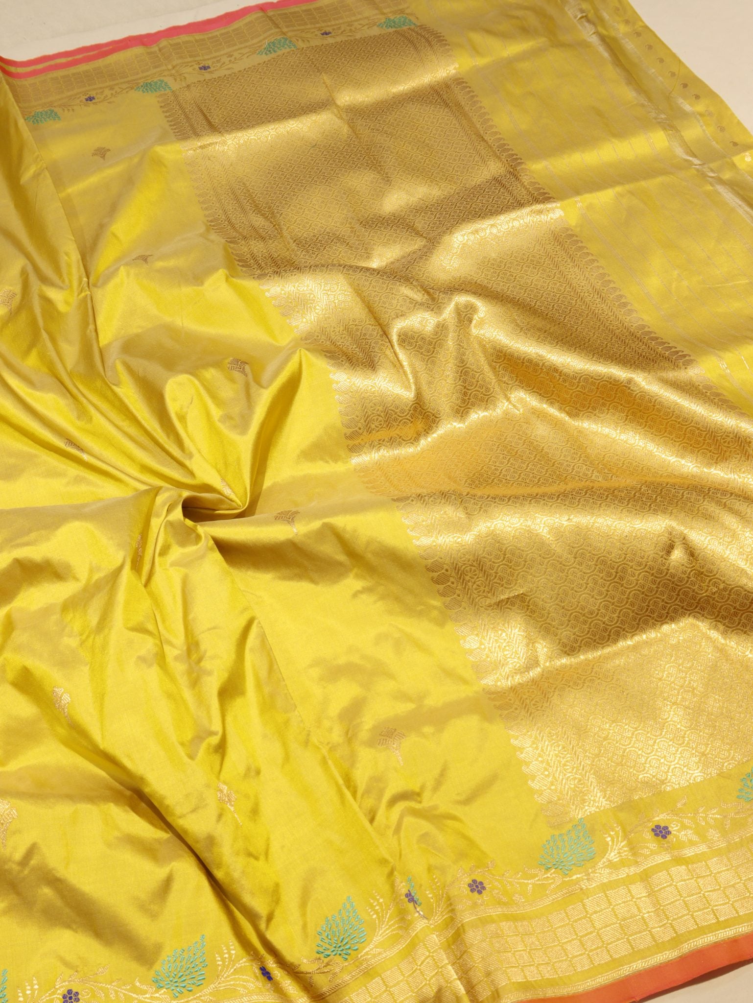 Yellow Katan Silk Banarasi saree border closeup