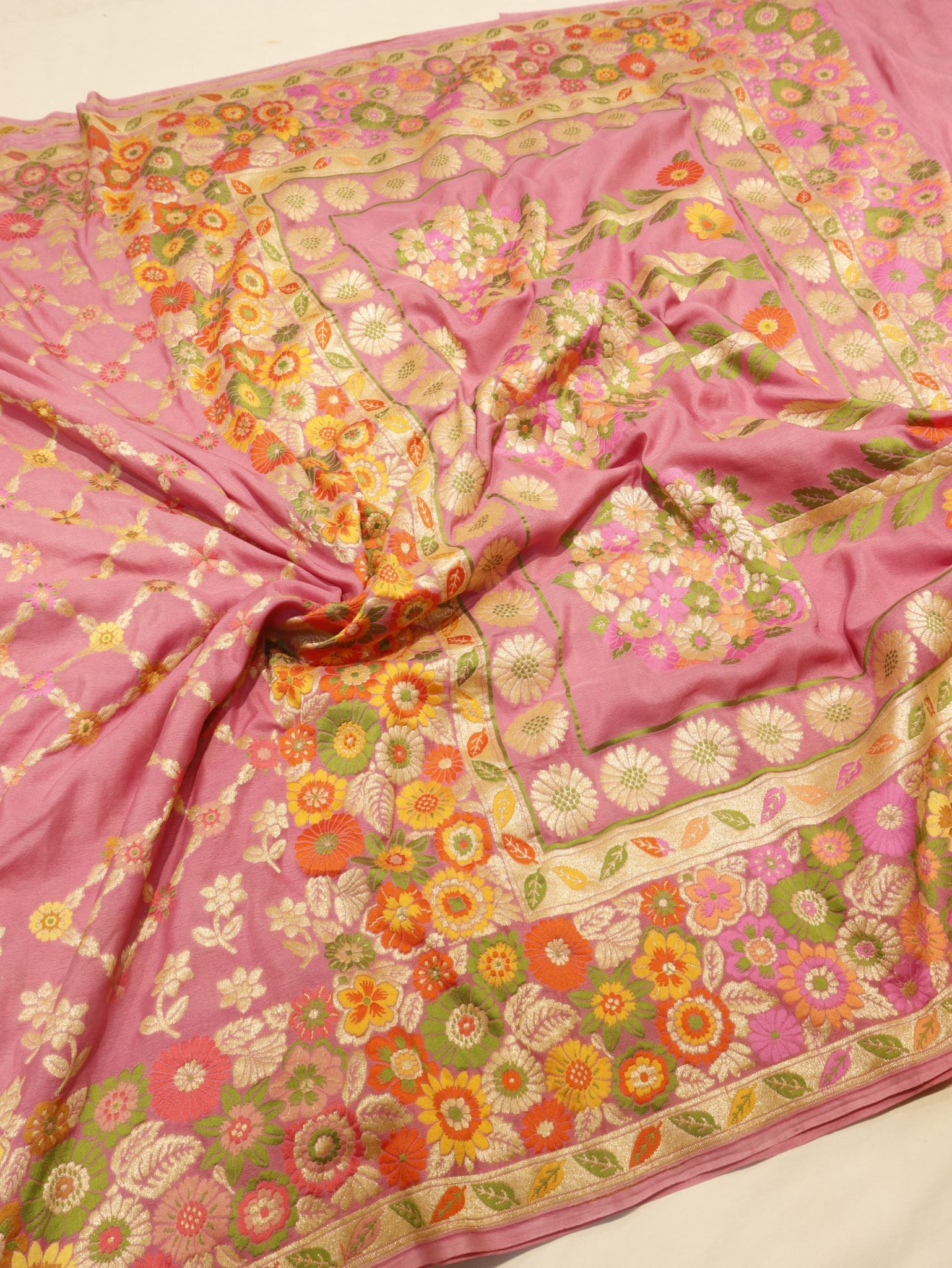 Pink Khaddi Georgette Banarasi saree border closeup