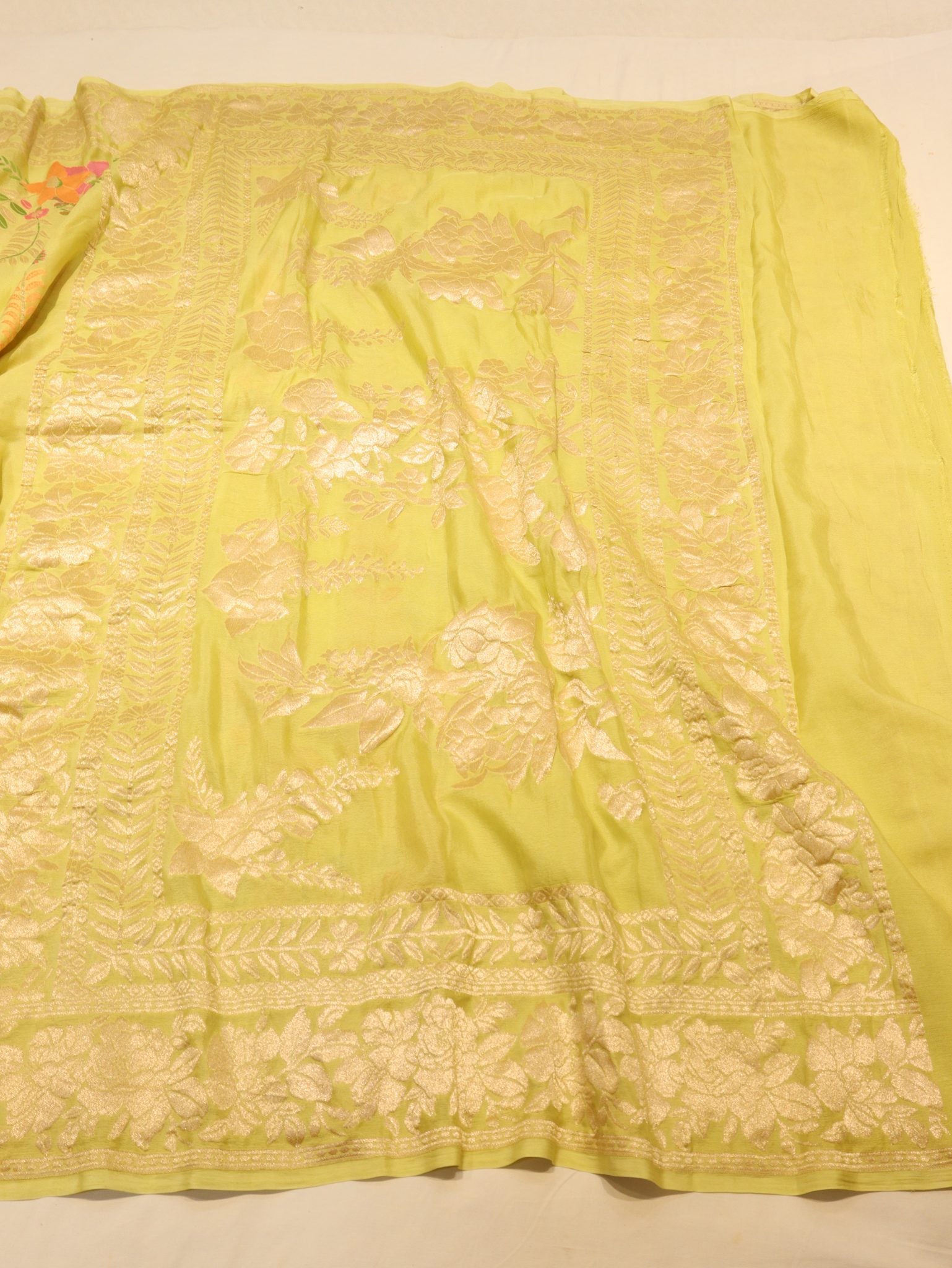 Lemon Yellow Khaddi Georgette Banarasi saree border closeup