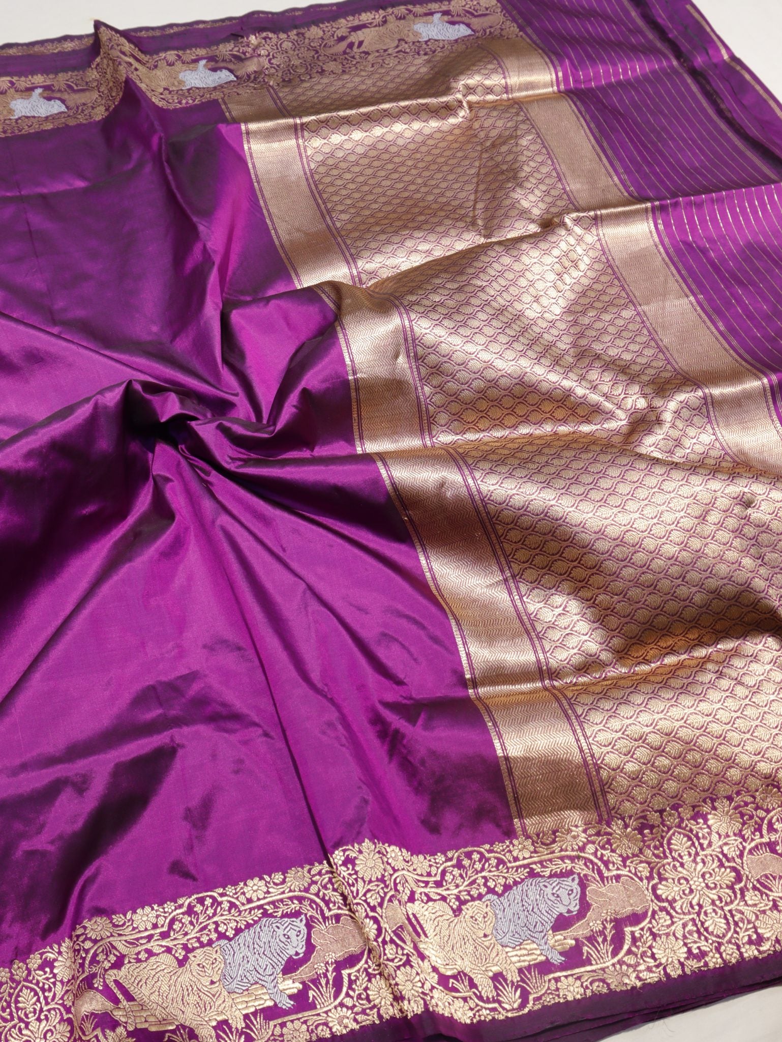 Purple Plum Katan Silk Banarasi saree pallu detail