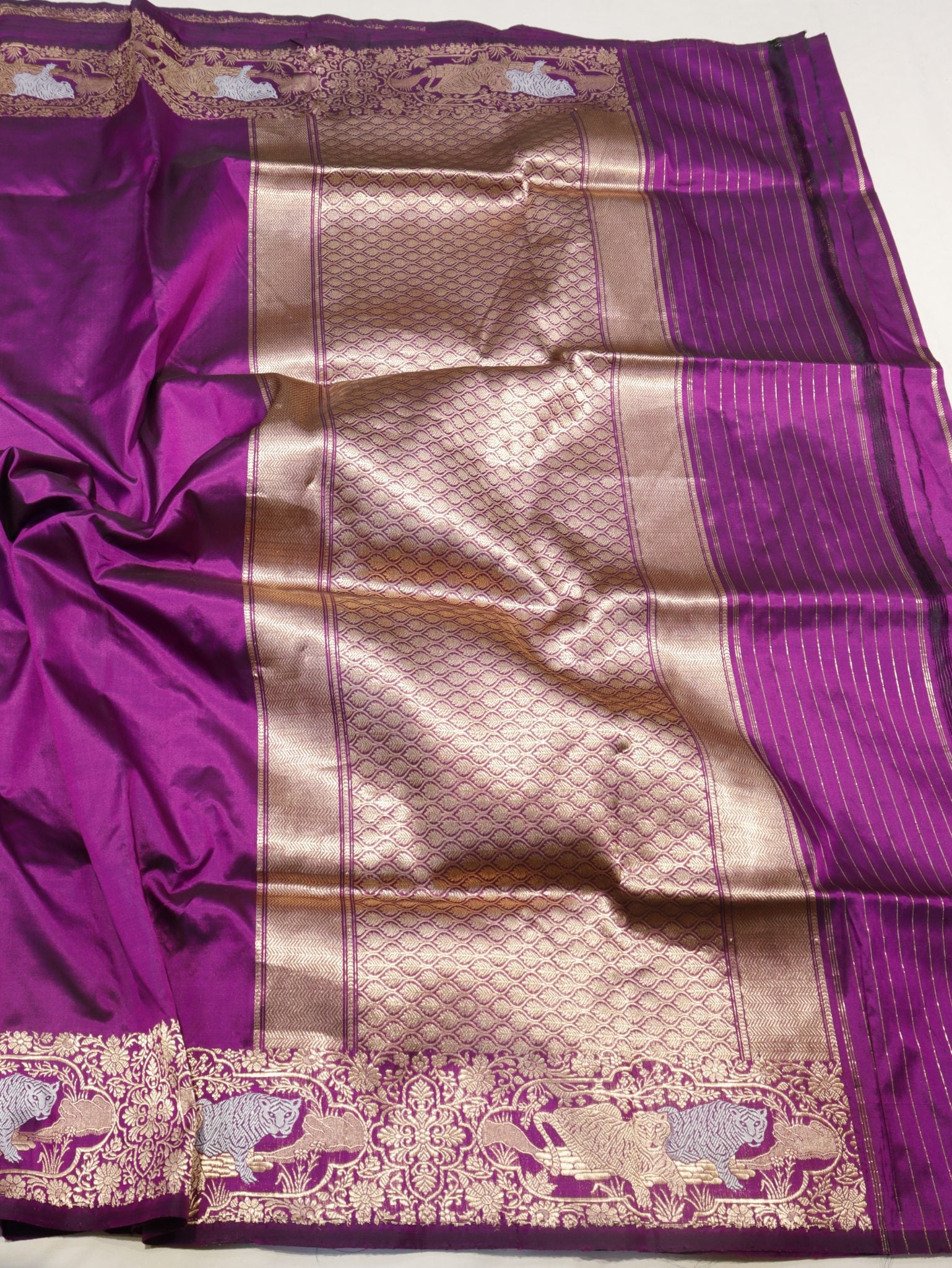 Purple Plum Katan Silk Banarasi saree full spread