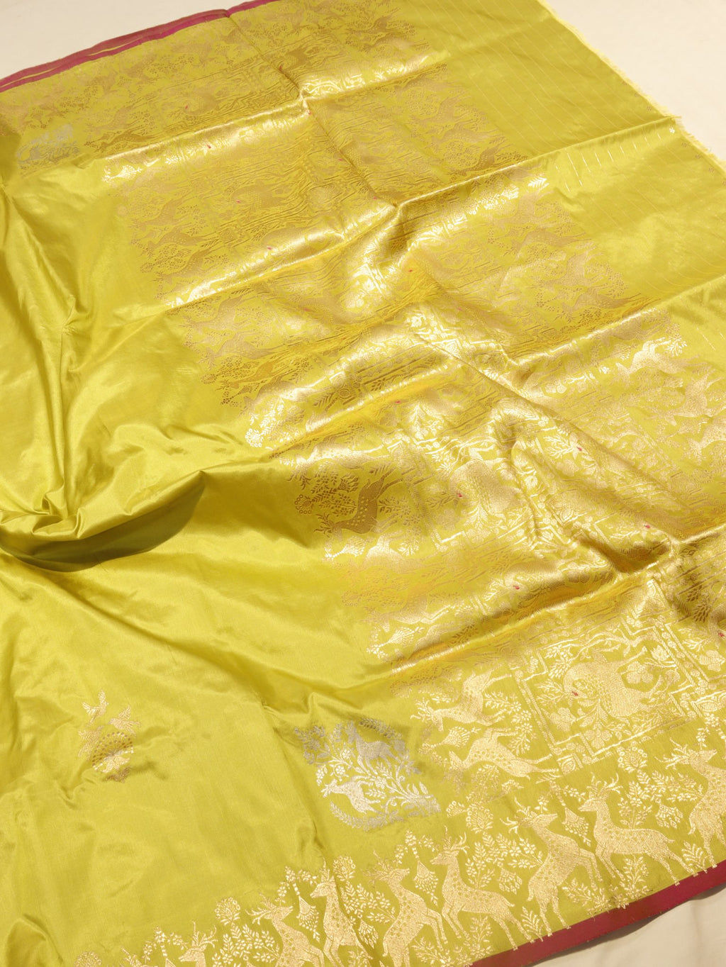Lemon Yellow Katan Silk Banarasi saree pallu detail