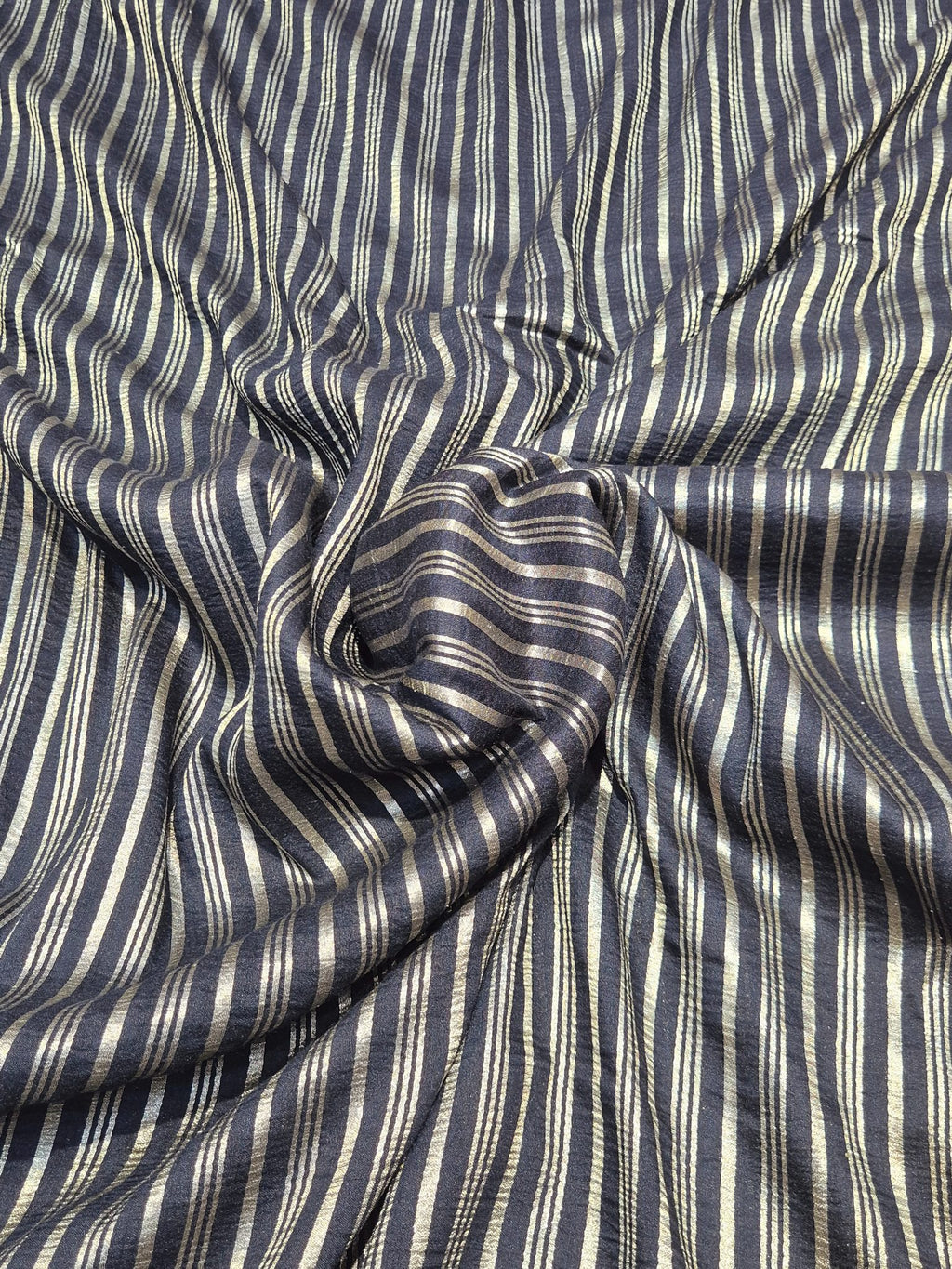 Deep Midnight Blue Moonga Silk Banarasi saree border closeup