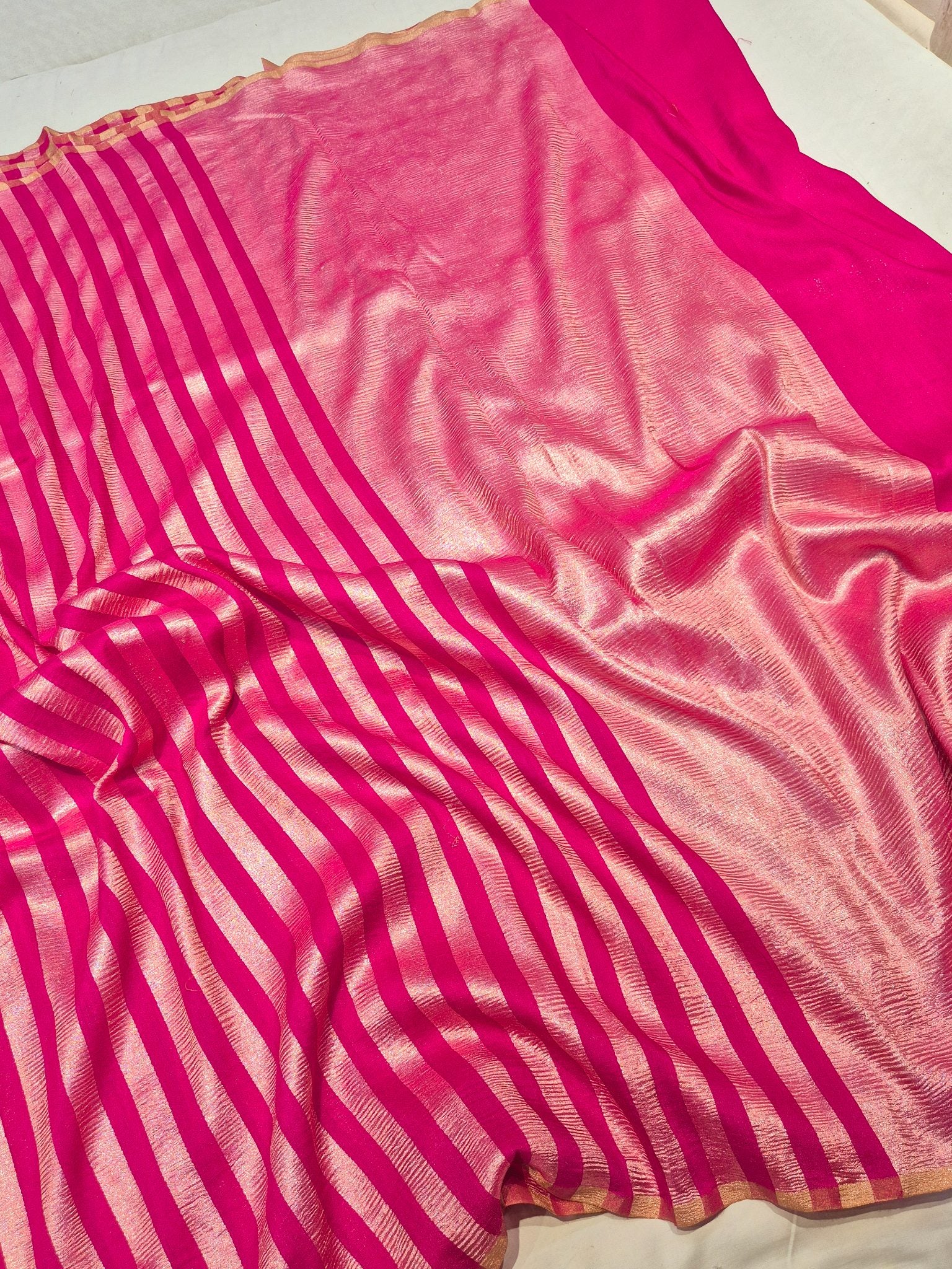 Pink Moonga Silk Banarasi saree pallu detail