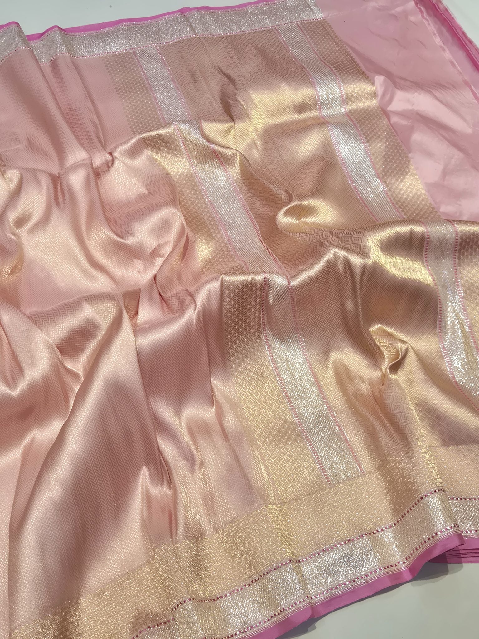 Pink Katan Silk Banarasi saree pallu detail