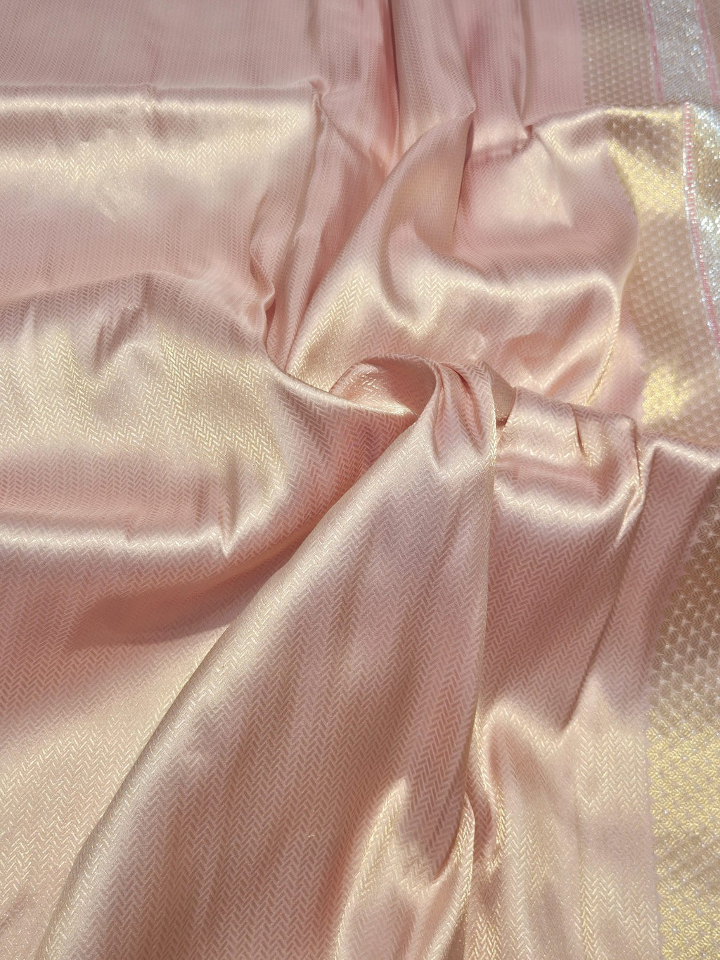 Pink Katan Silk Banarasi saree border closeup