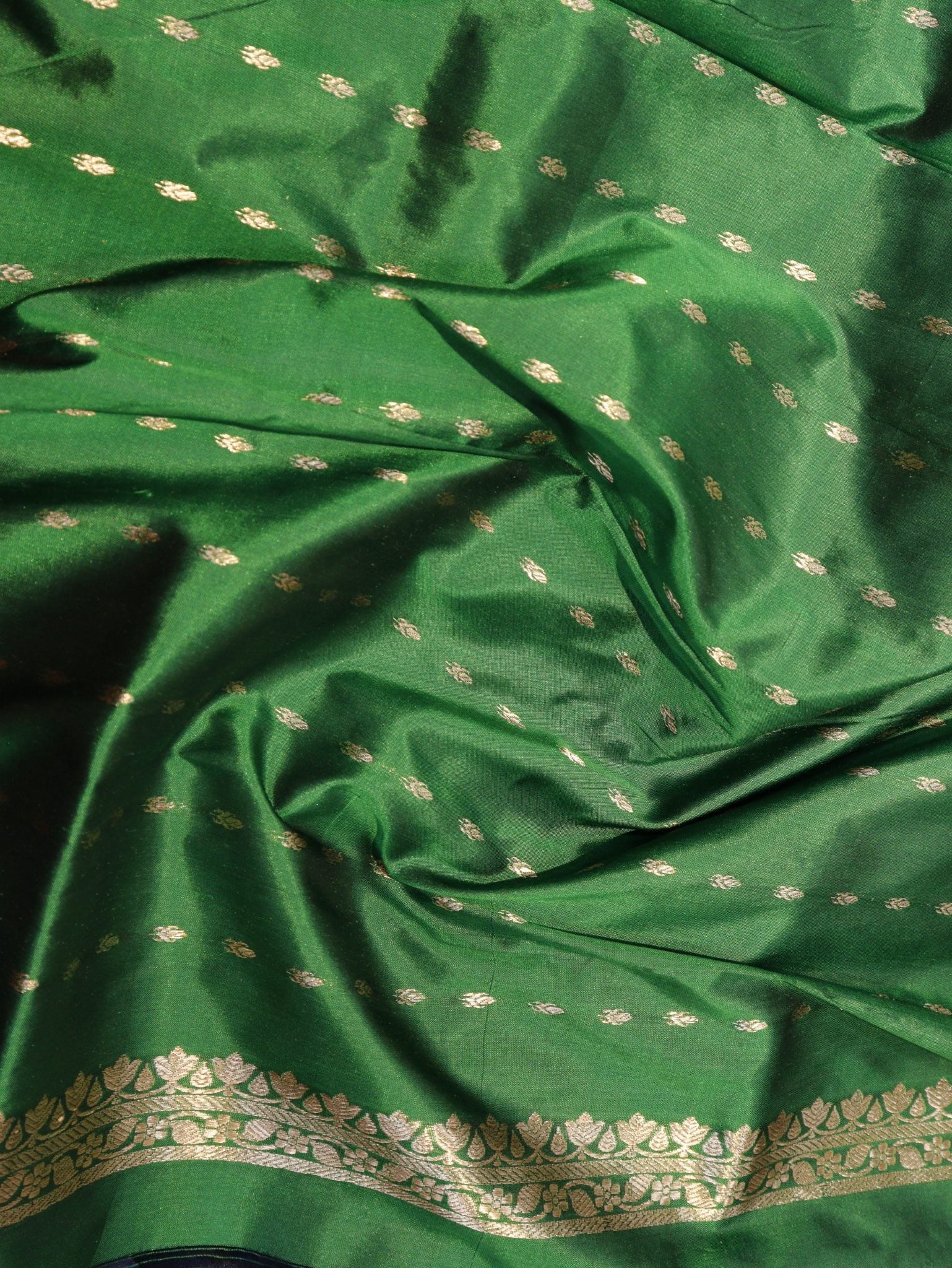 Navy Blue Katan Silk Banarasi saree full spread