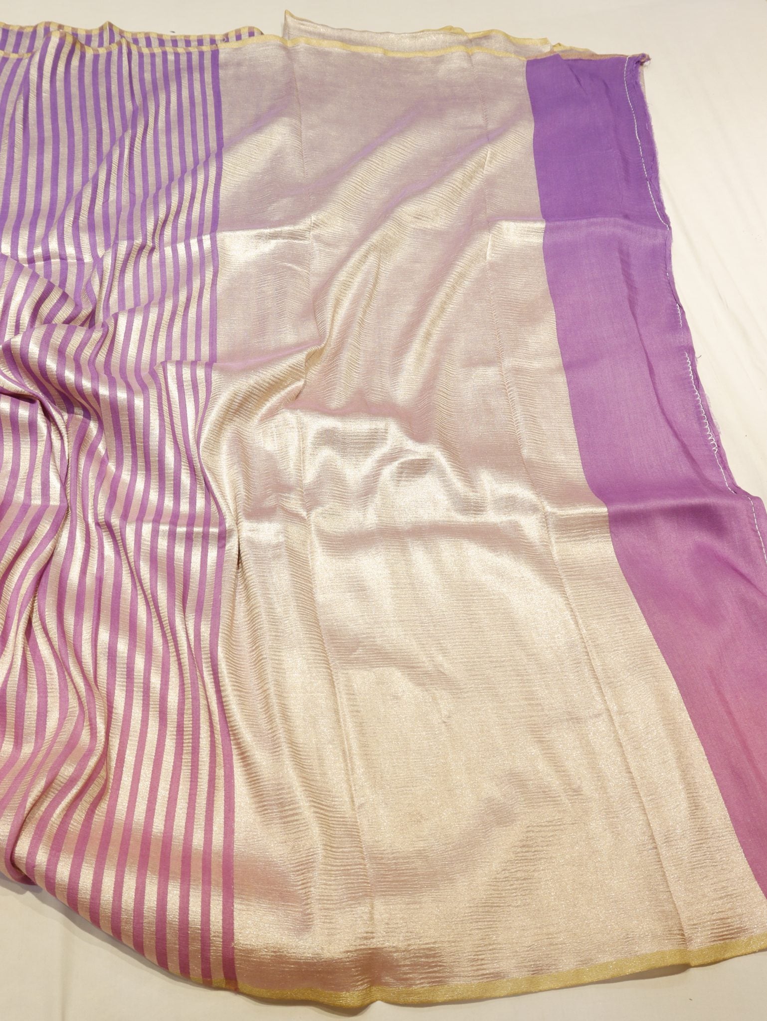 Orchid Moonga Silk Banarasi saree border closeup