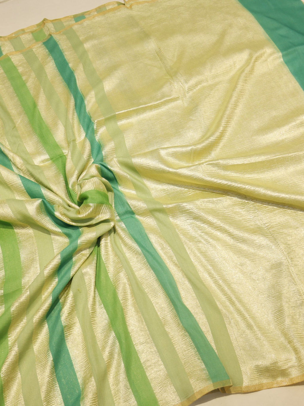 Green Moonga Silk Banarasi saree pallu detail