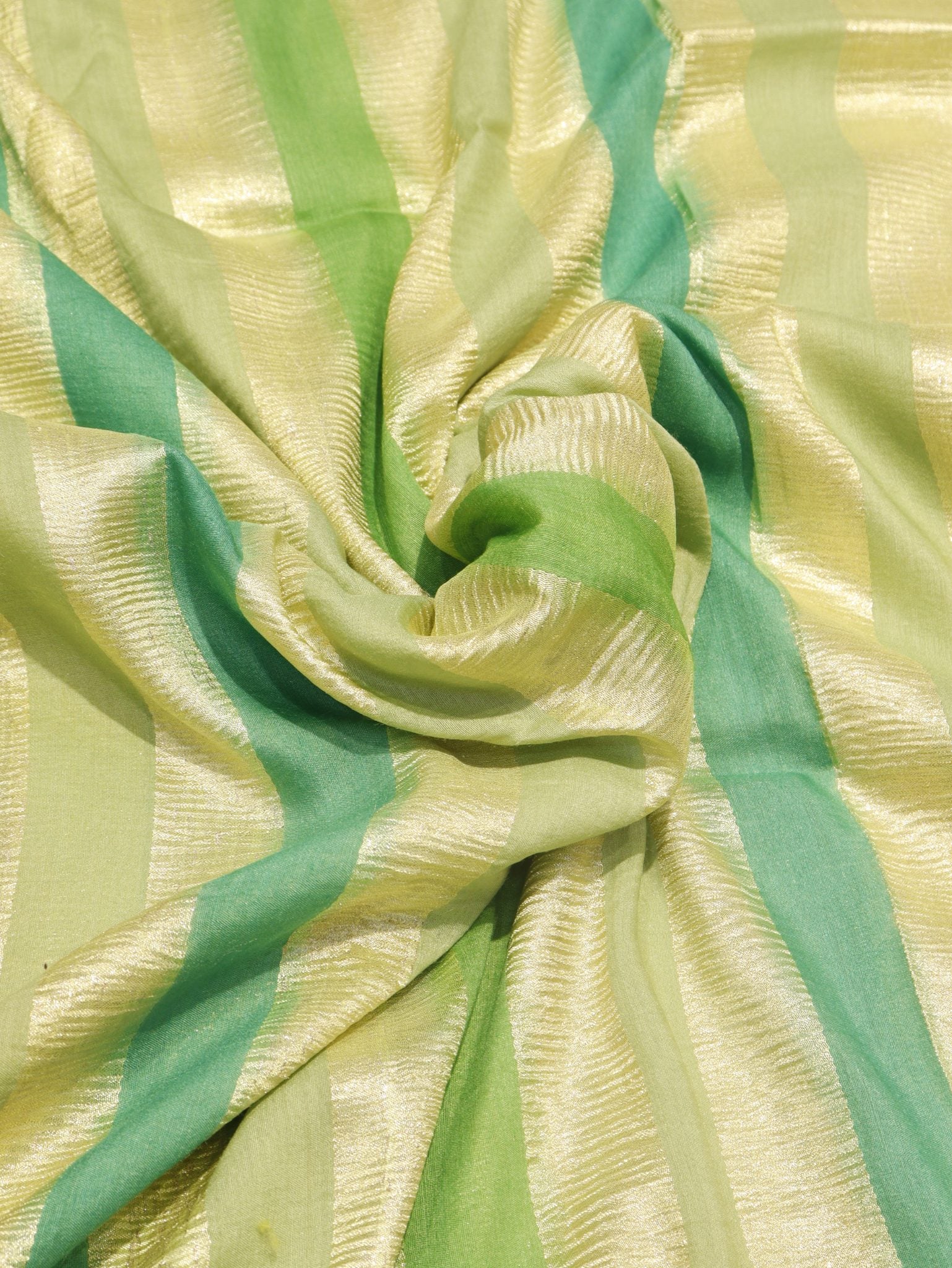 Green Moonga Silk Banarasi saree border closeup
