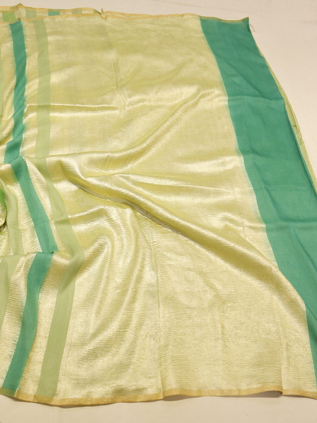 Green Moonga Silk Banarasi saree full spread