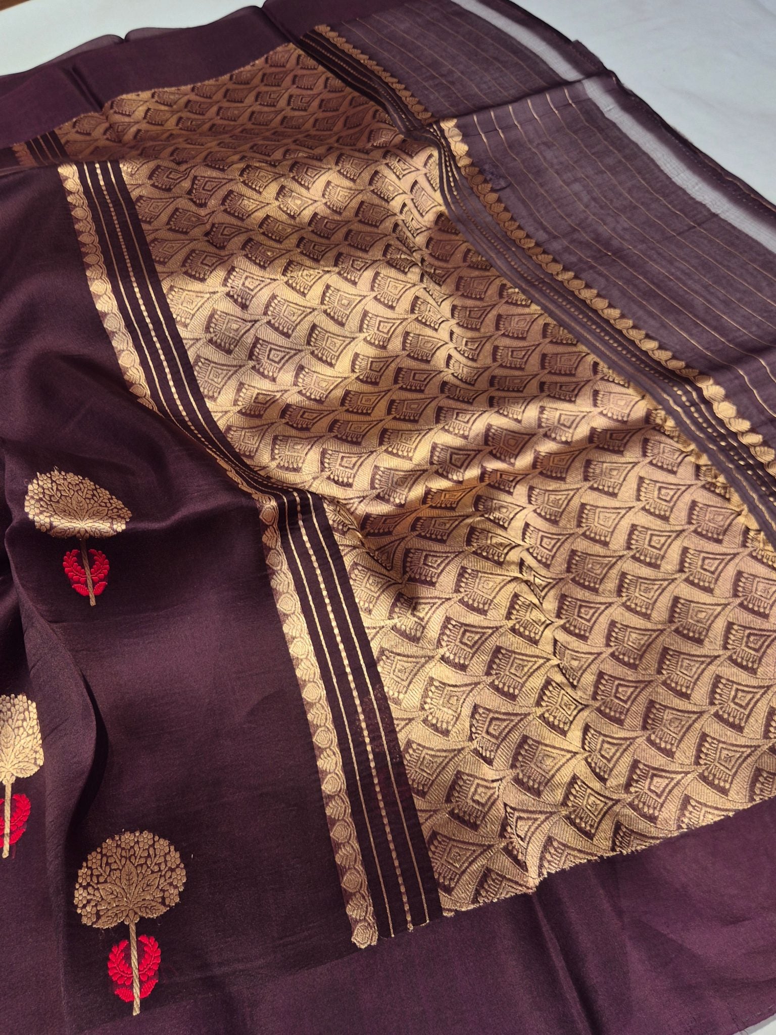 Wine Kora Silk Banarasi saree border closeup