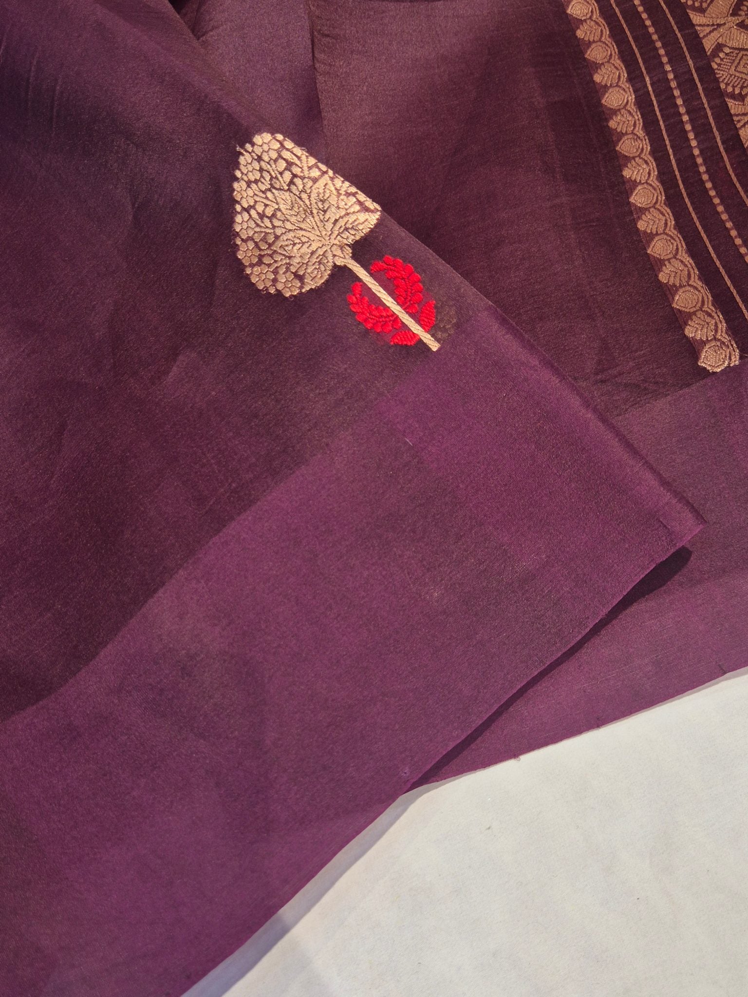 Wine Kora Silk Banarasi saree texture detail