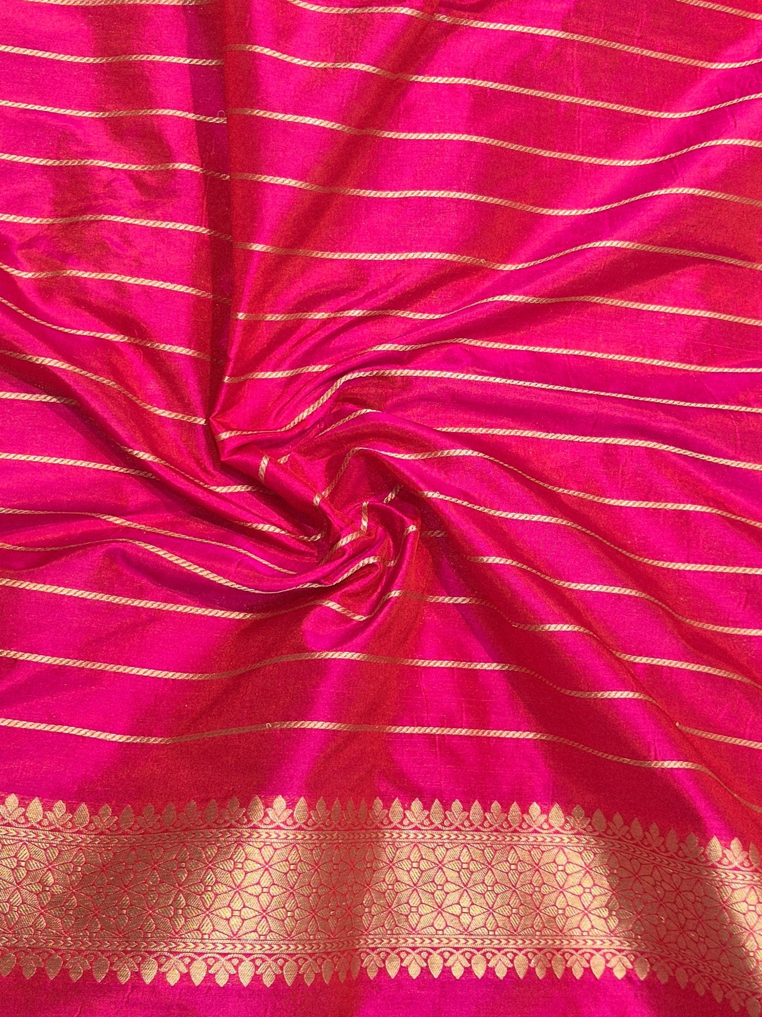 Pink Katan Silk Banarasi saree full spread